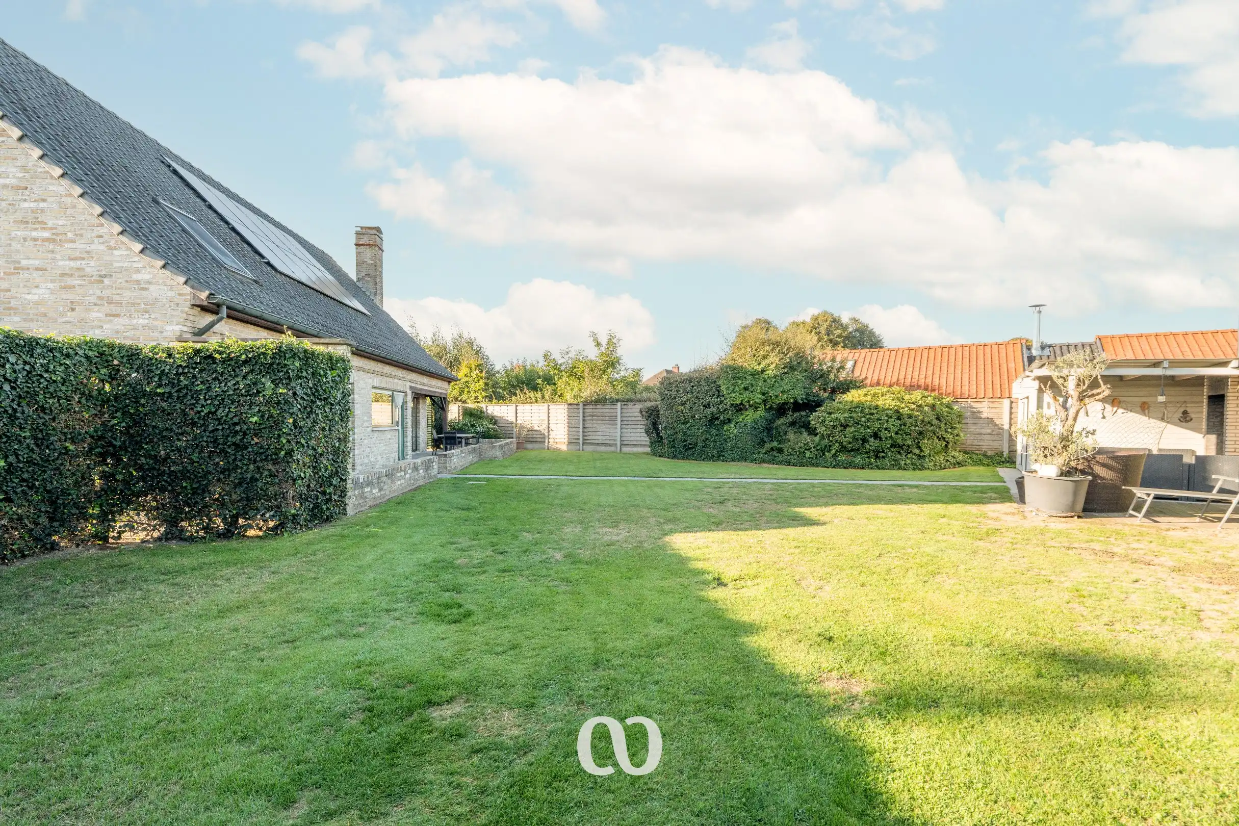 Instapklare gezinswoning met 4 slaapkamers en tuin foto 18