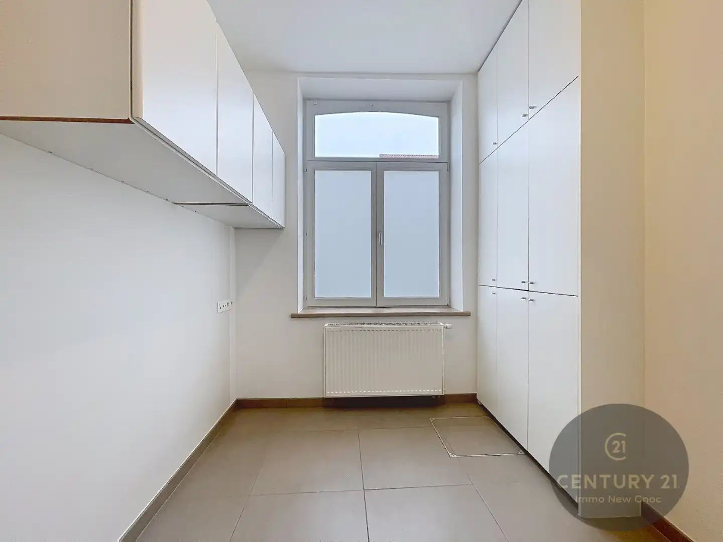 Prachtige rijwoning gelegen in Dudzele dorp. foto 8