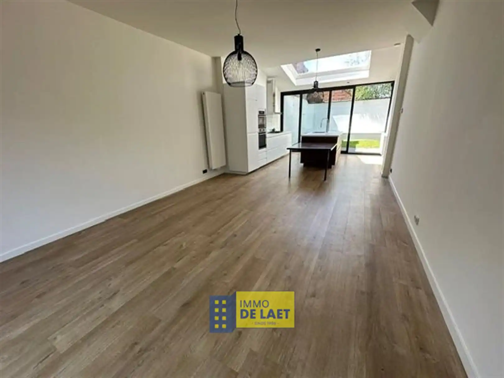Instapklare woning met 4 slp's, garage en stadstuin foto 3