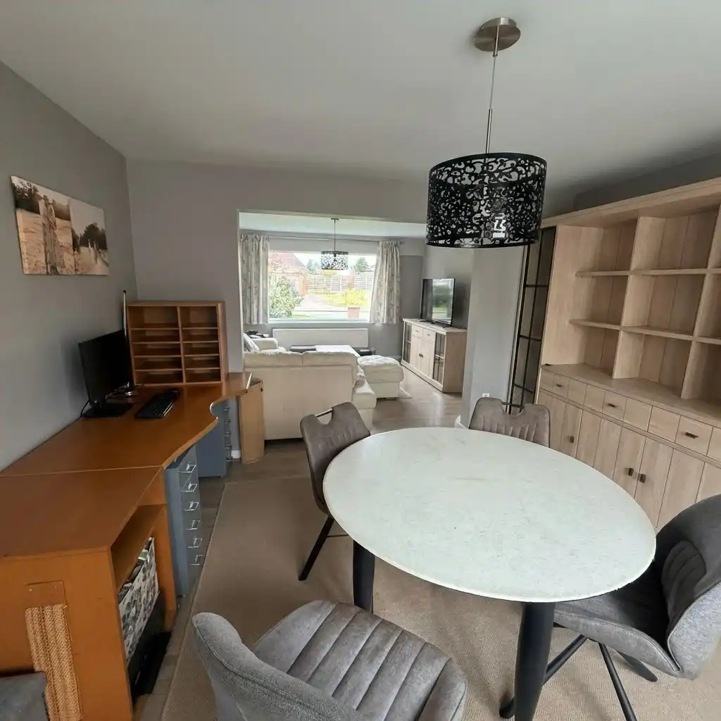 Leuke bungalowwoning gelegen in een rustige woonwijk te Wechelderzande! foto 4