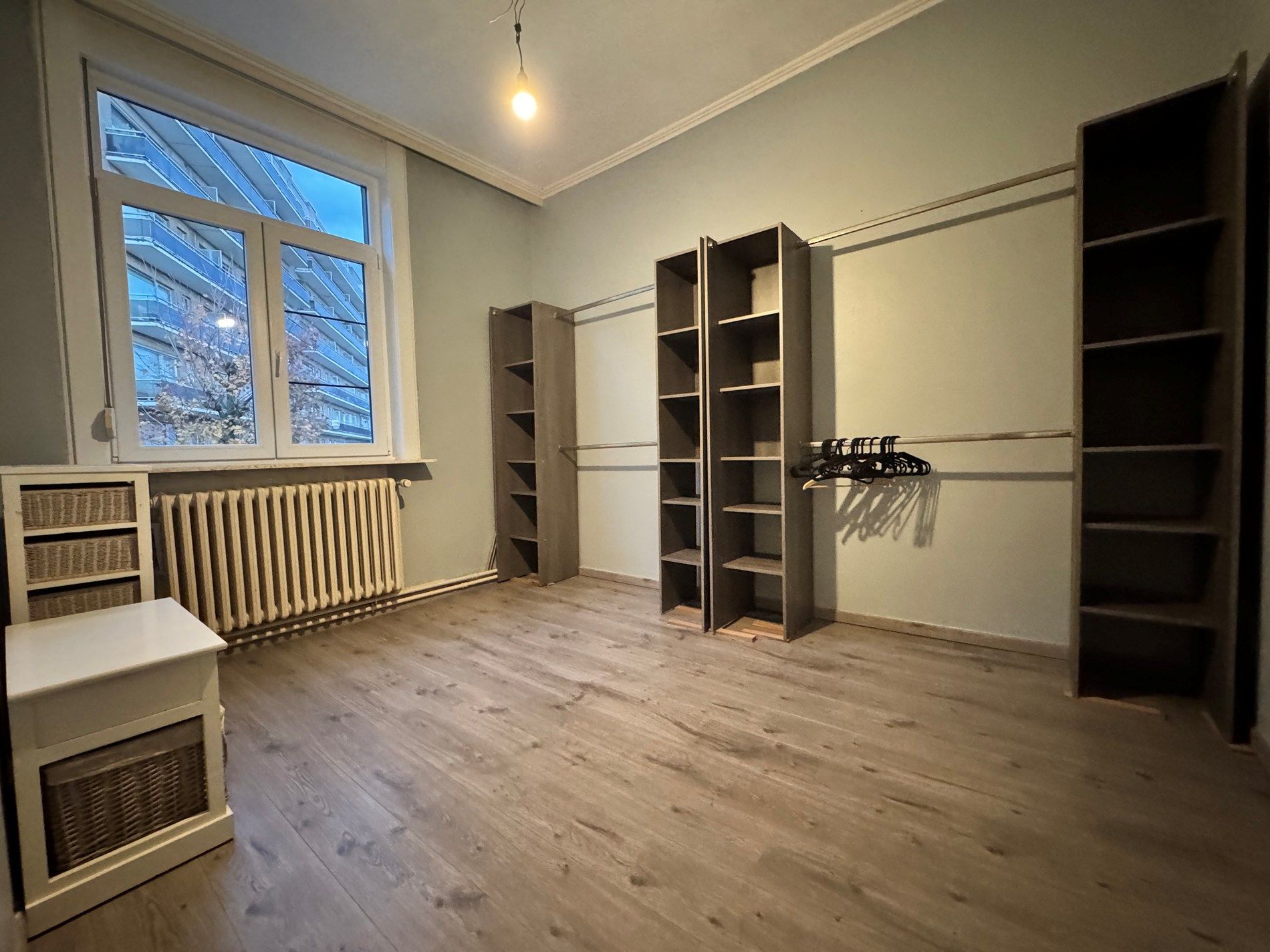 Instapklare woning met 3 slaapkamers en tuin te Roeselare foto 14