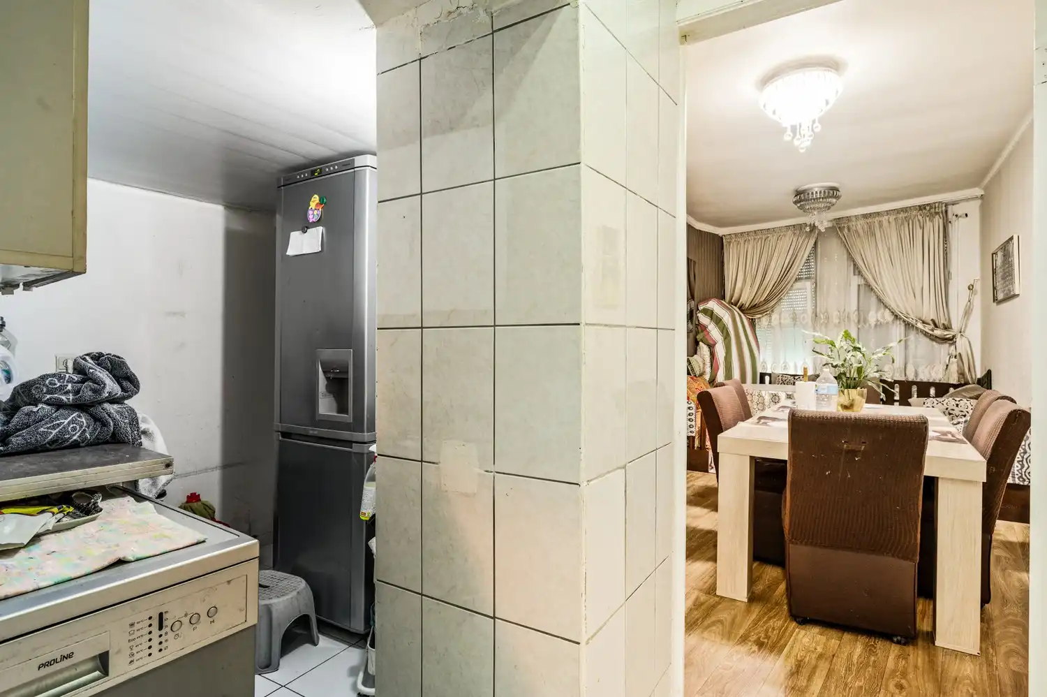 Huis op centrale locatie met veel potentieel! foto 7