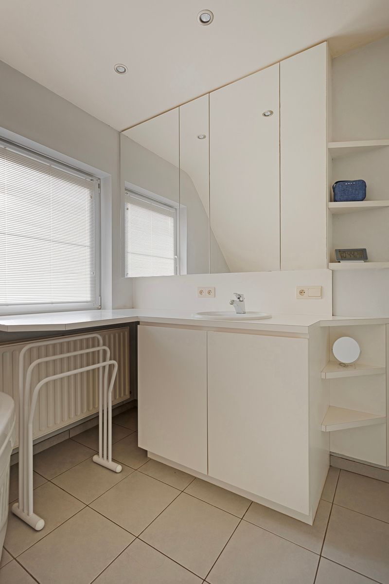 Instapklare woning met 4 slaapkamers ! foto 27