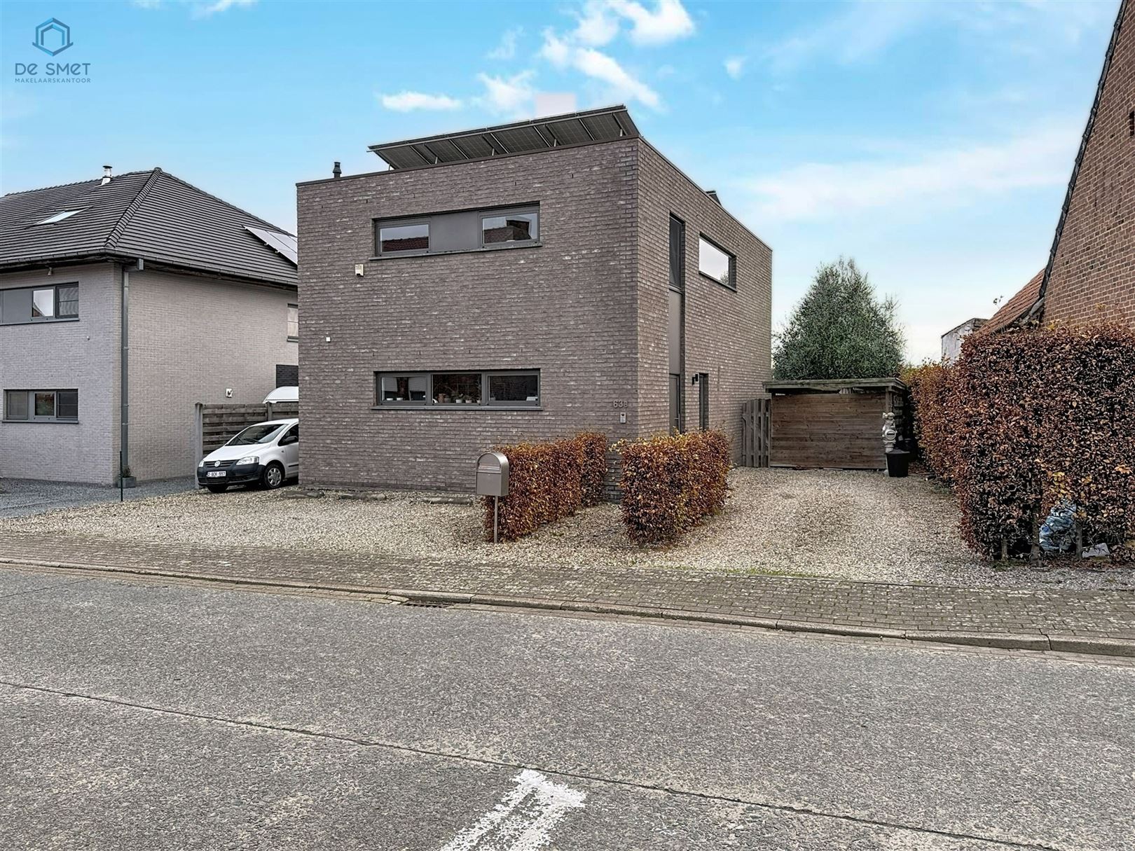 Instapklare moderne villa met 4 slaapkamers, zwembad en ruime tuin foto 26
