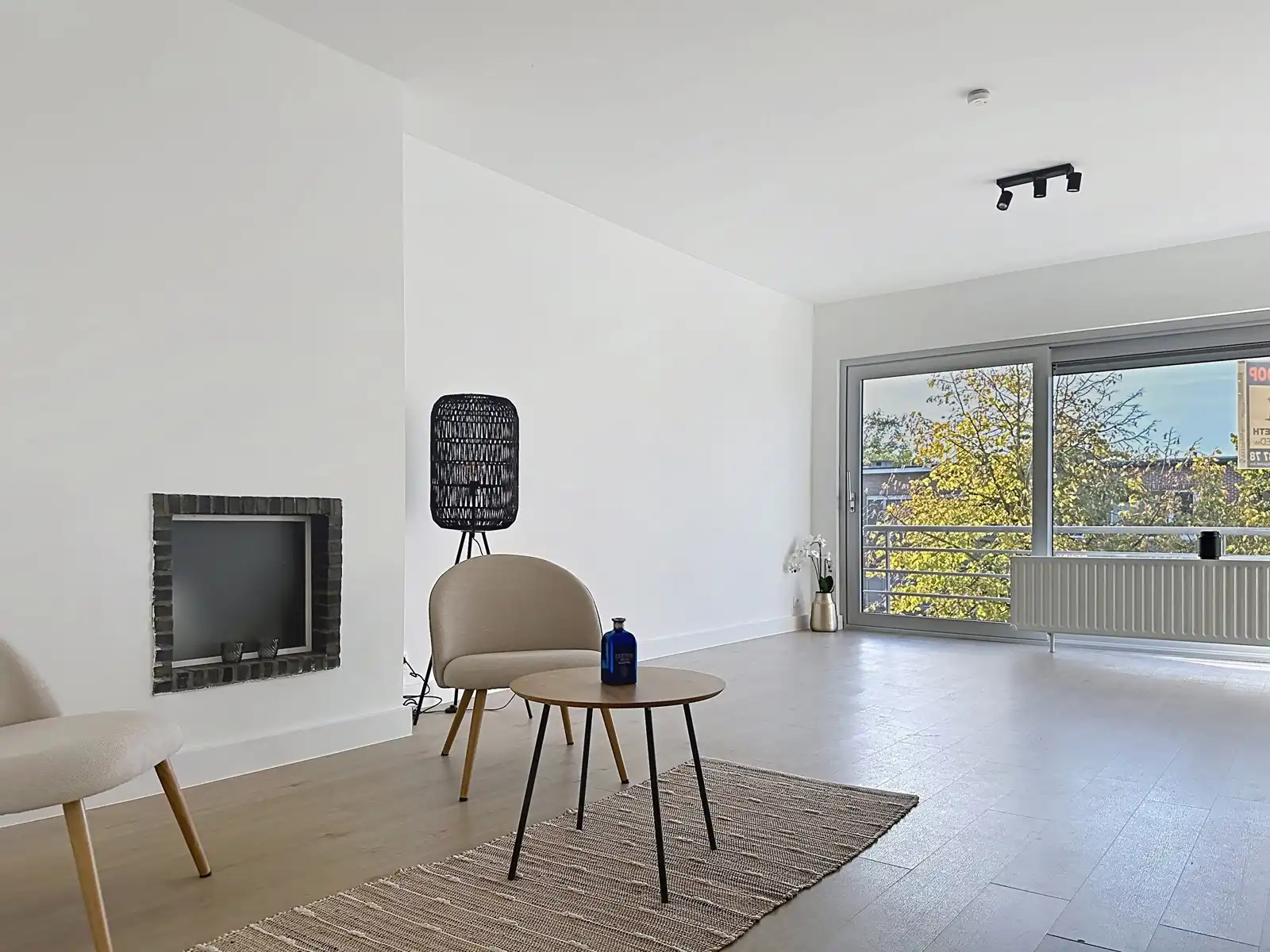 Instapklaar appartement met 3 kamers op een toplocatie! foto 28