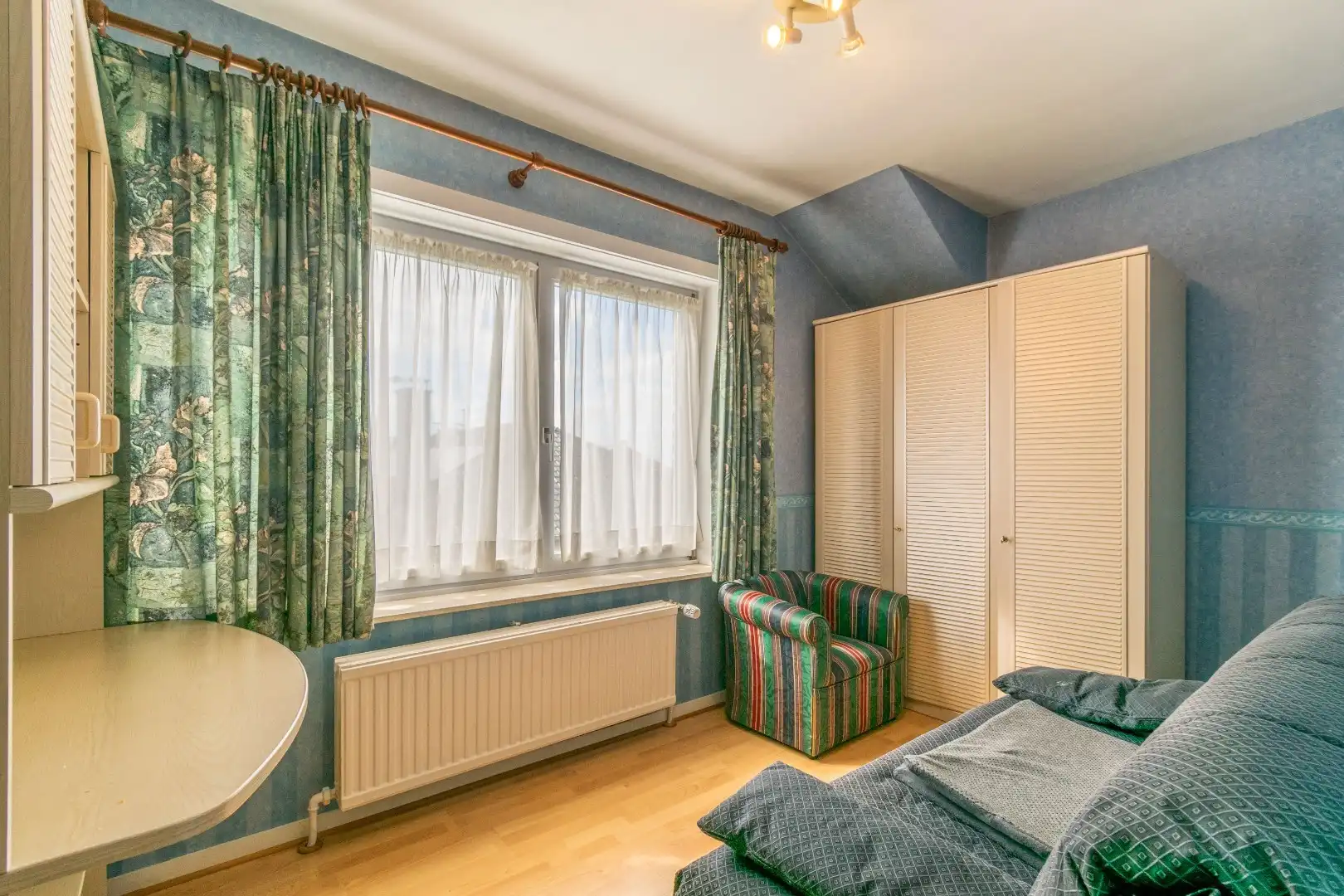 RUSTIG GELEGEN WONING MET 4 SLP, GARAGE & ZUID-TUIN ! foto 21
