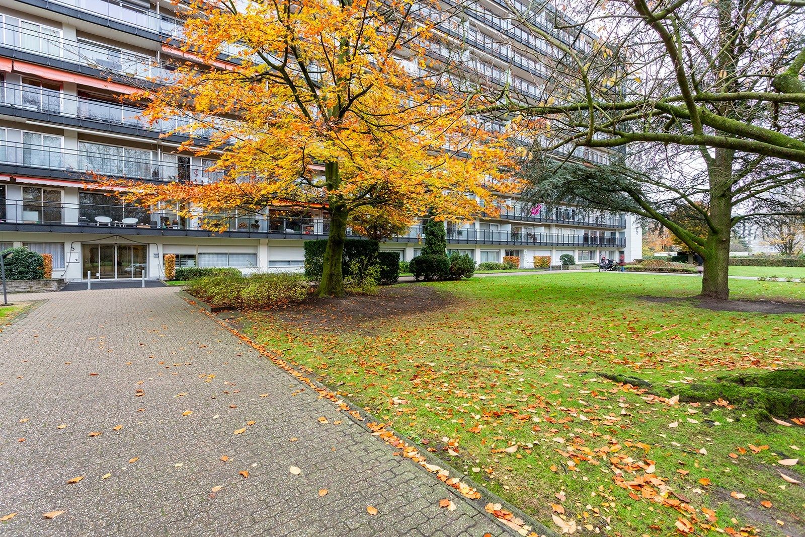 2 slaapkamer appartement met veel lichtinval foto 14