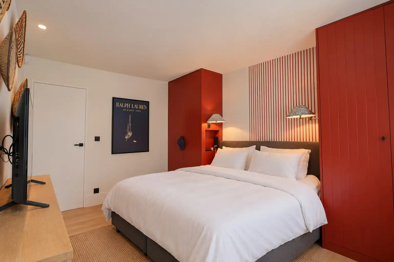 Stijlvol hoekappartement met tijdloze elegantie en een open zicht op de Kustlaan. foto 16
