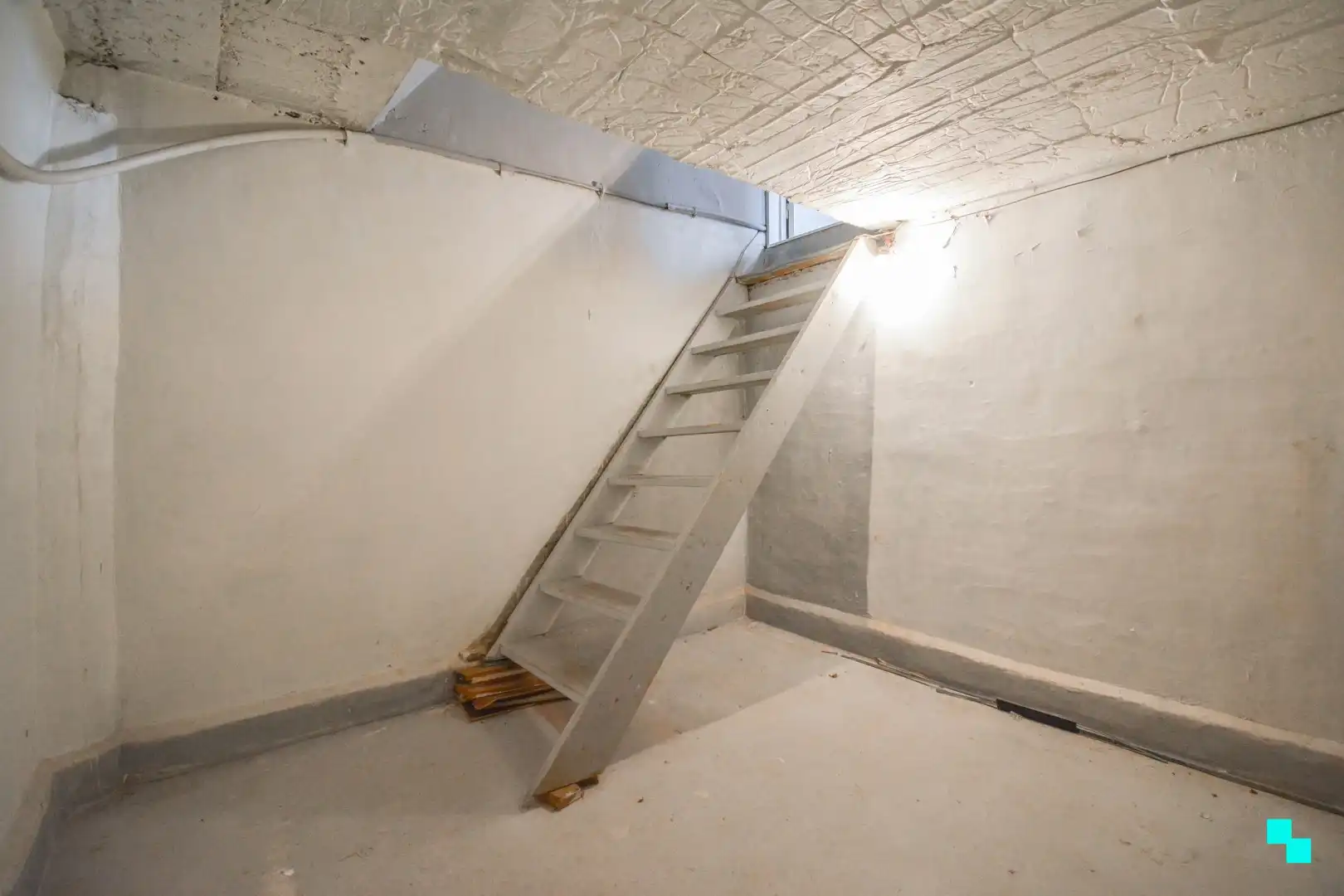 Te renoveren HOB te Lichtervelde foto 10