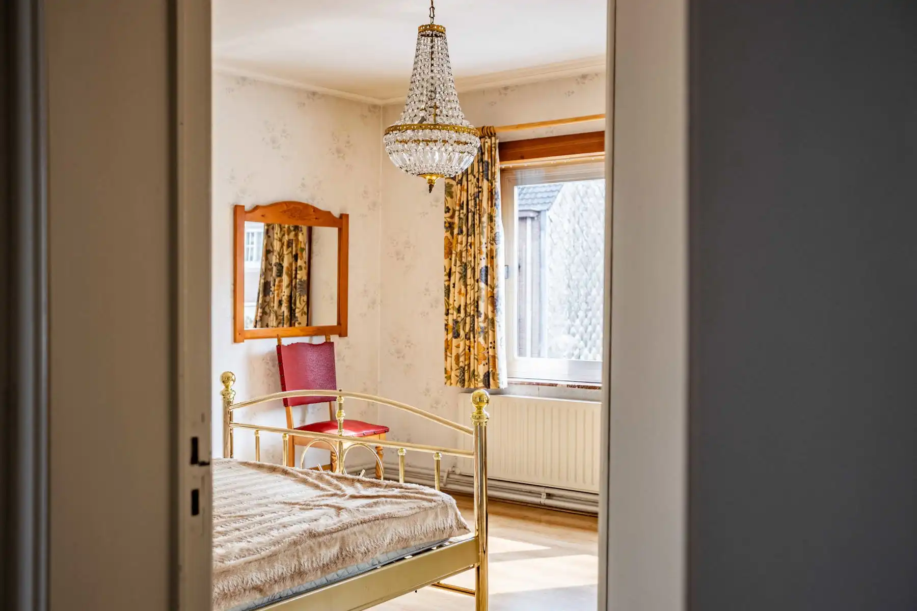 Leuke op te frissen woning aan de stadsrand! foto 18