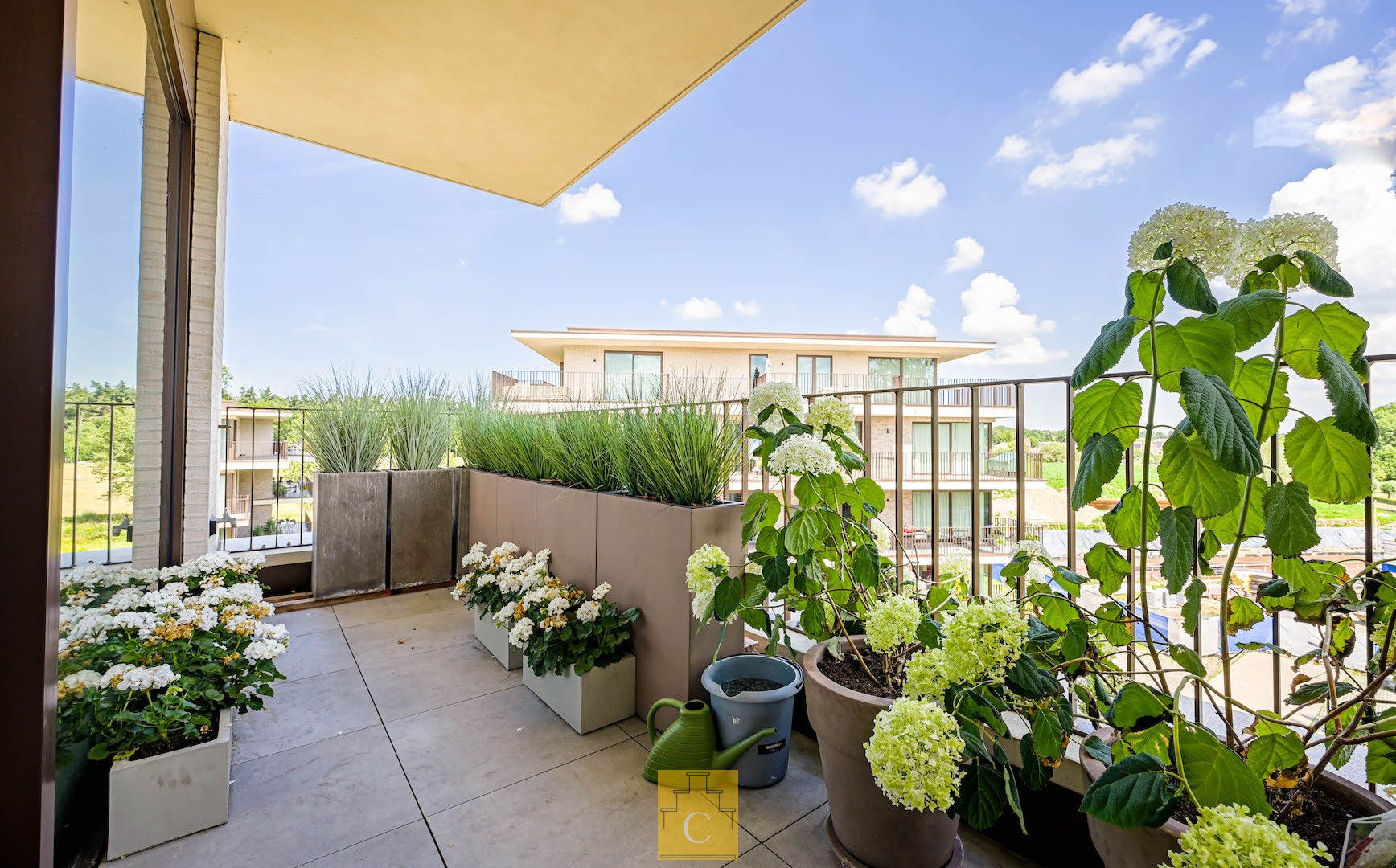 Recent 2 slaapkamerappartement met mooie zichten en ruim terras foto 10