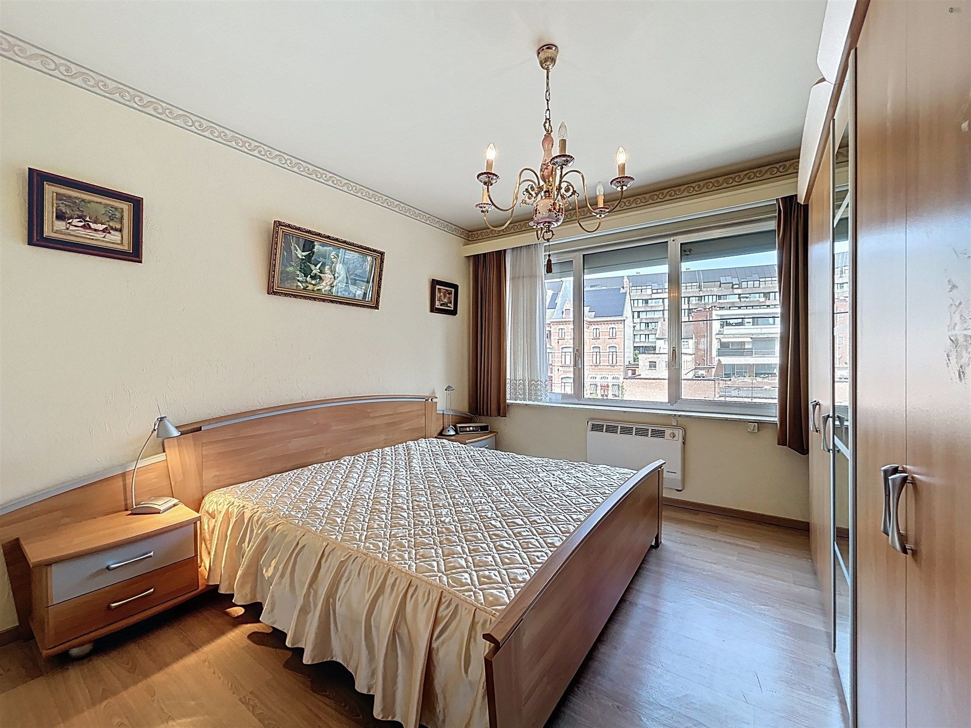 instapklaar 2 slaapkamer appartement met terras foto 6