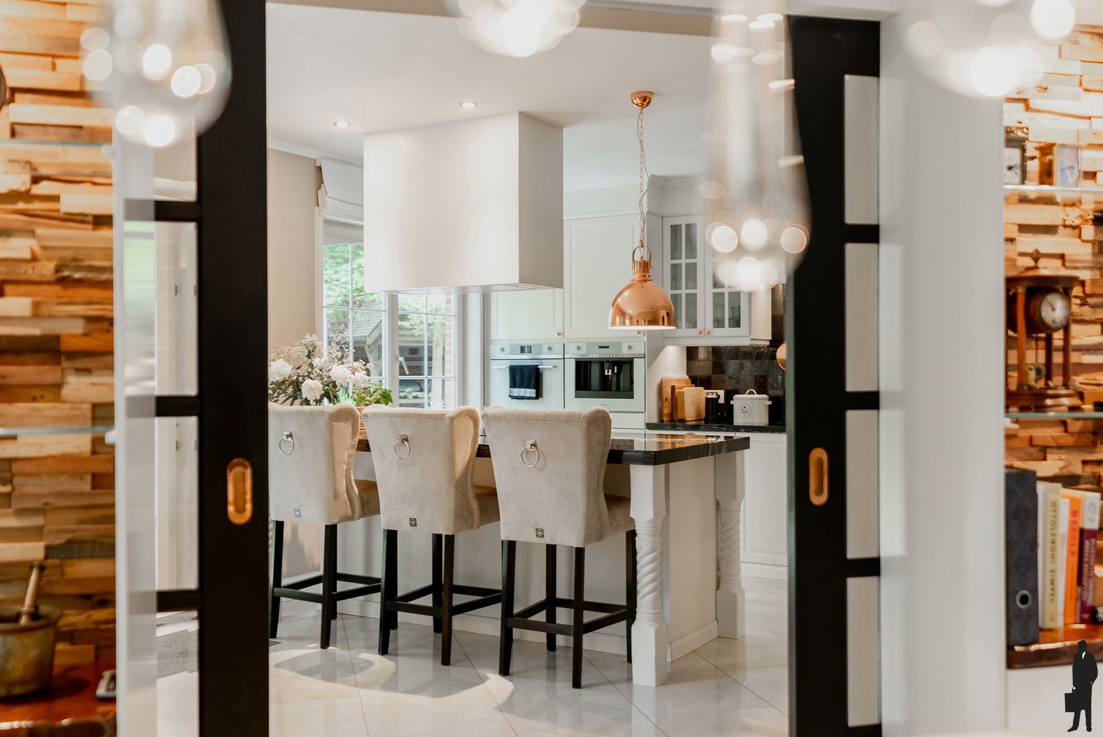 Exclusieve villa met zwemvijver op 2.543 m² foto 16