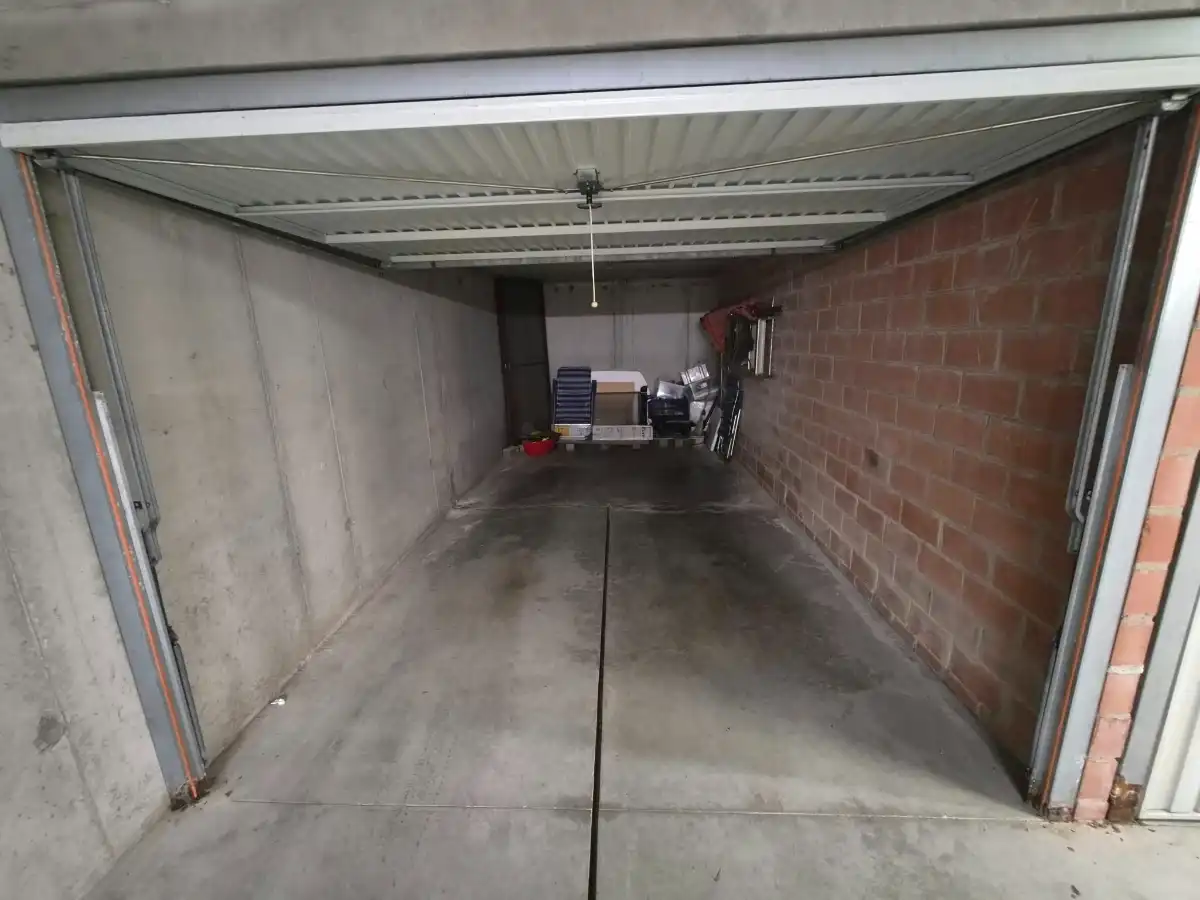 GARAGE BOX TE KOOP IN DE PANNE foto 2