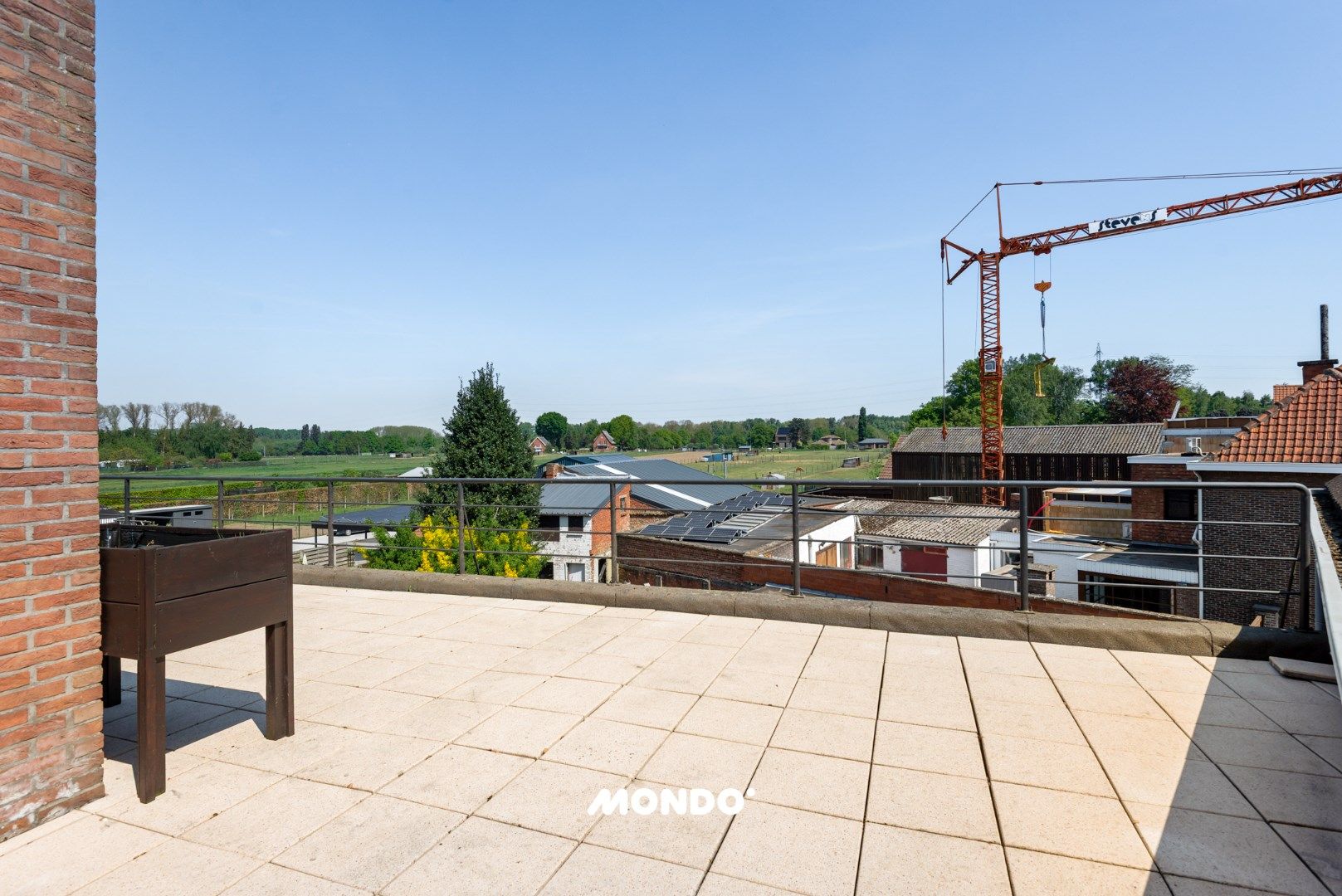 Ruim en uniek dakappartement met 3 slaapkamers, sauna en prachtig uitzicht in het hart van Sint-Amands. foto 27