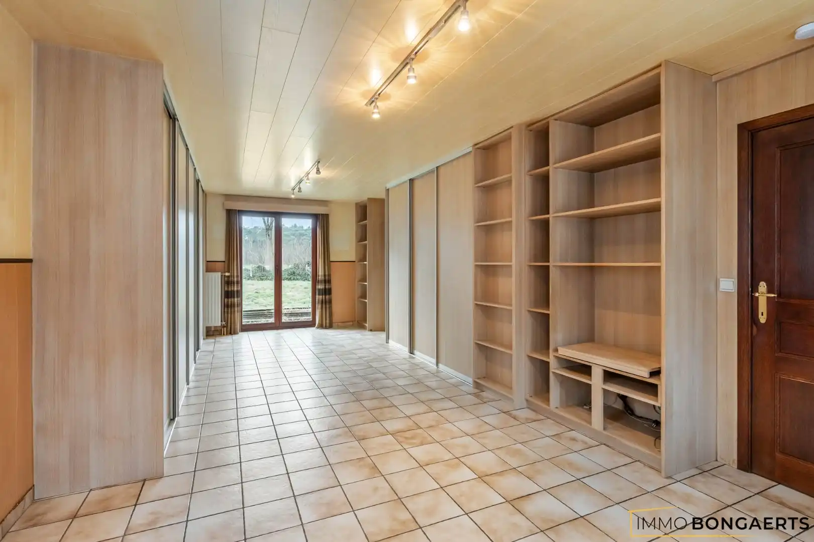 Woning met inpandige garage foto 4