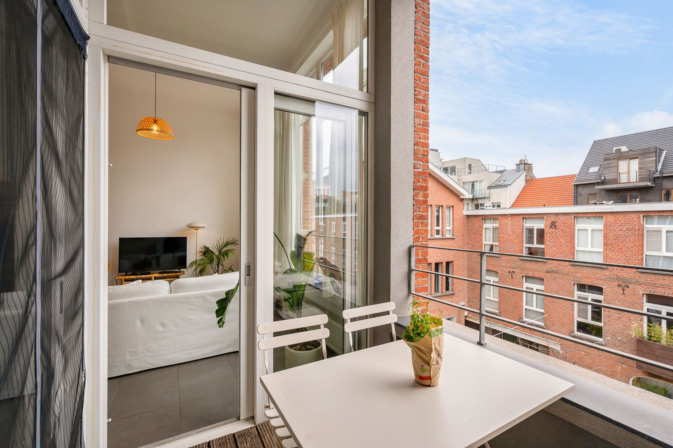   Ruim en modern appartement met gezellig terras. foto 14