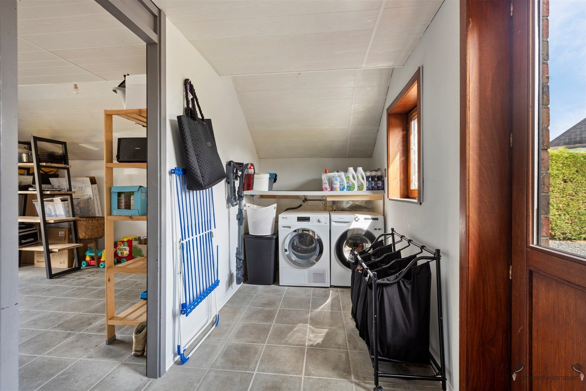 Instapklaar wonen met zonnige tuin in Hechtel-Eksel foto 8