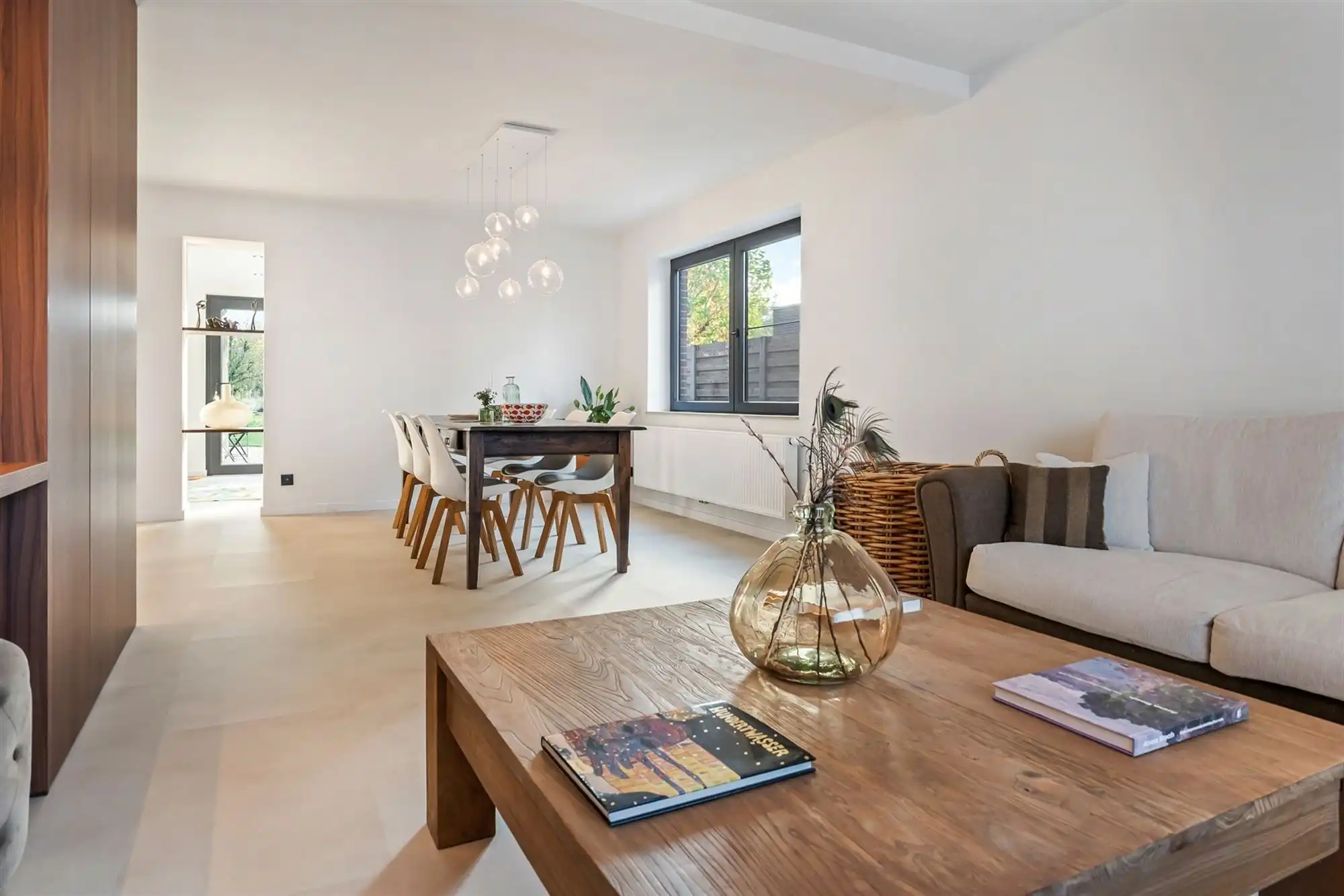 COMPLEET GERENOVEERDE WONING OP PERCEEL VAN BIJNA 9 ARE VLAK BIJ ZOLDER CENTRUM, OMGEVEN DOOR GROEN. foto 4