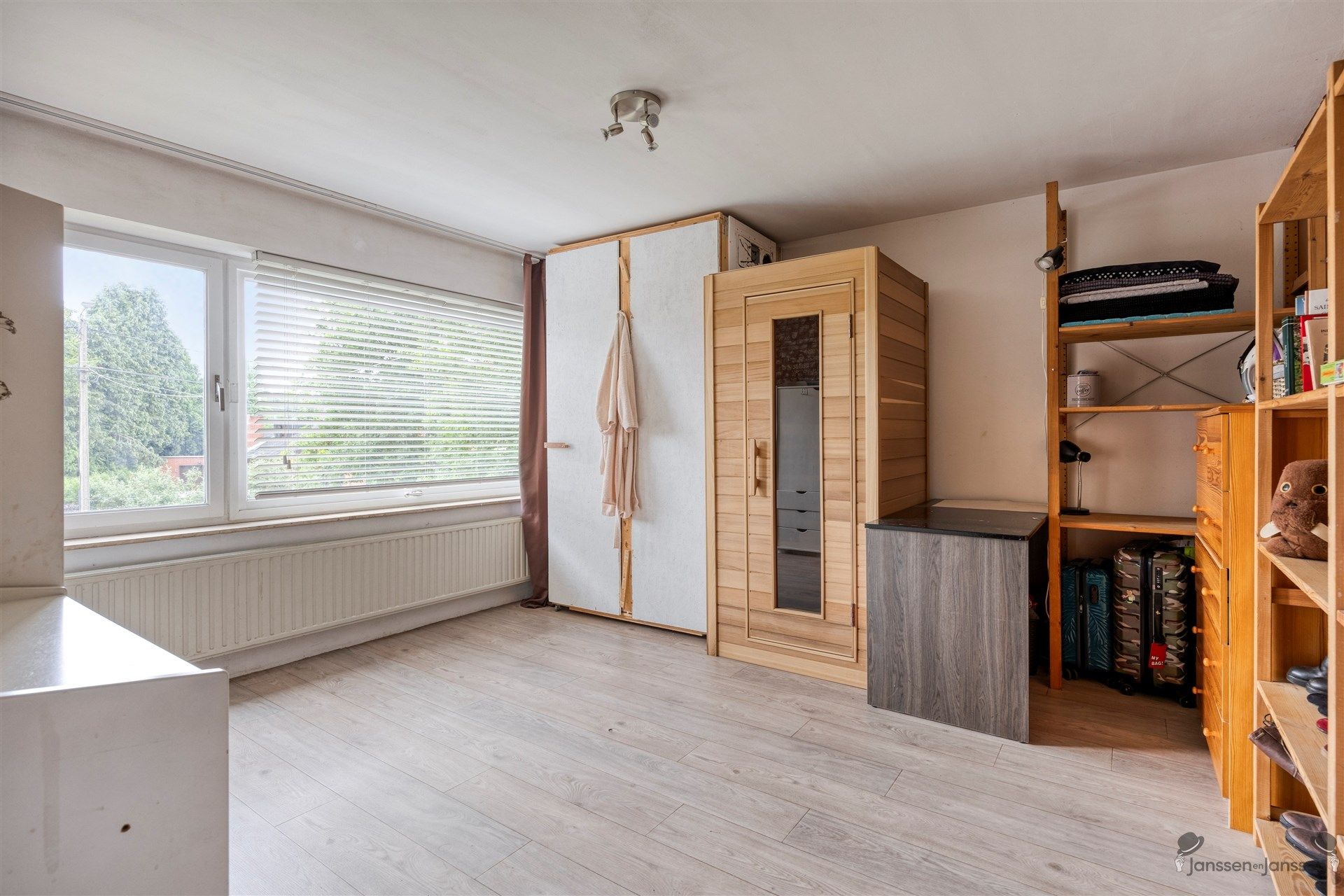 Uniek en ruim wonen in het groen te Pelt foto 14