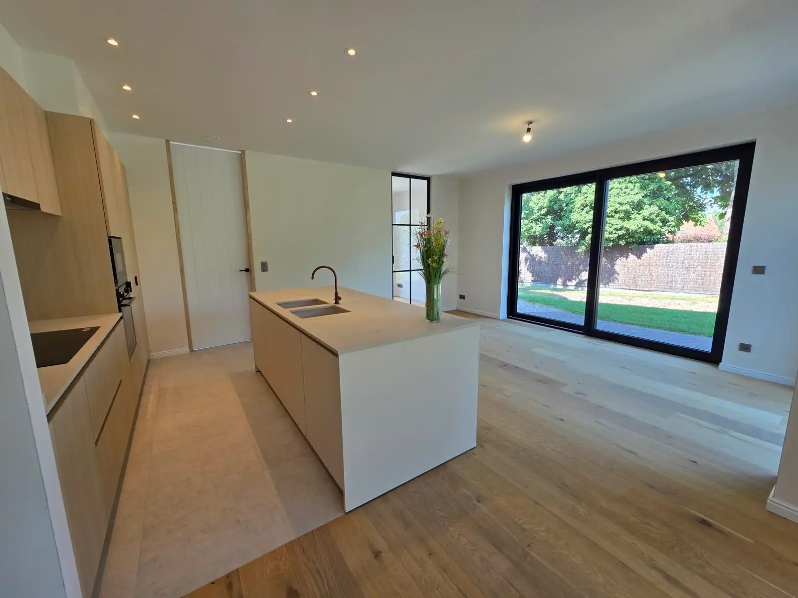 Luxe nieuwbouwvilla! foto 19