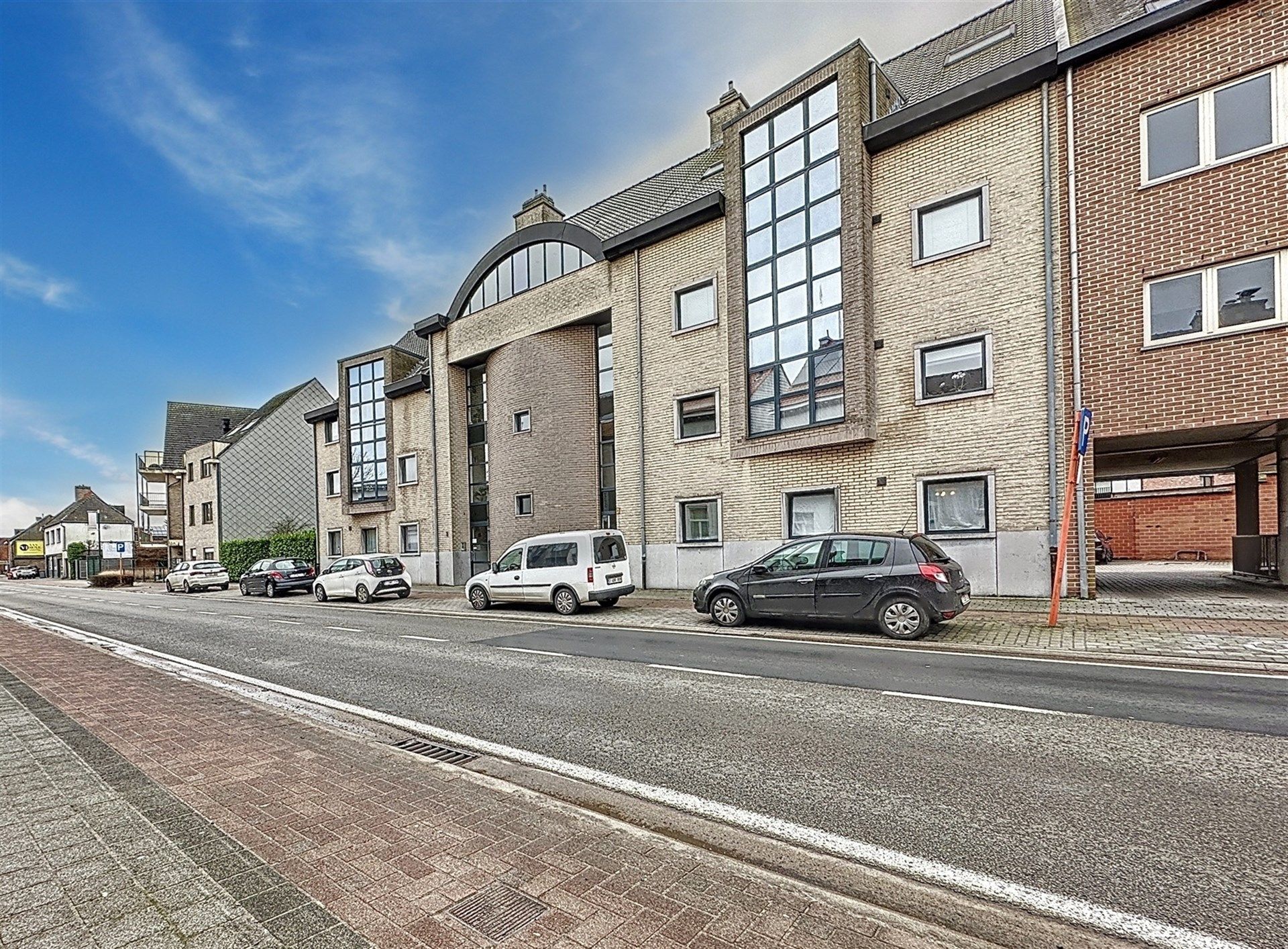 Energiezuinig 3 slaapkamer appartement met 2 zuidwest terrassen en grote garagebox. foto 18