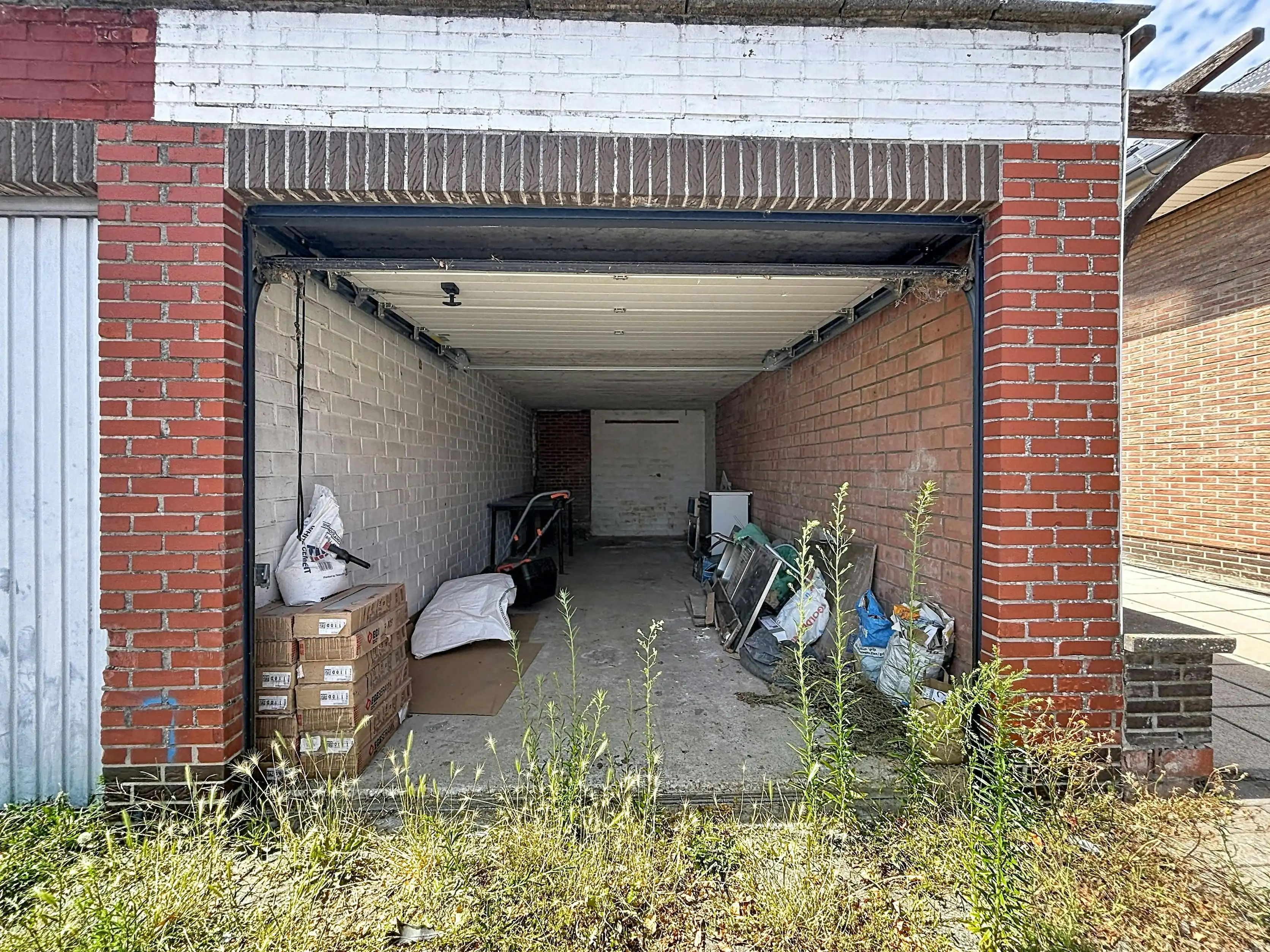 Garagebox te koop in centrum Wuustwezel! foto 5