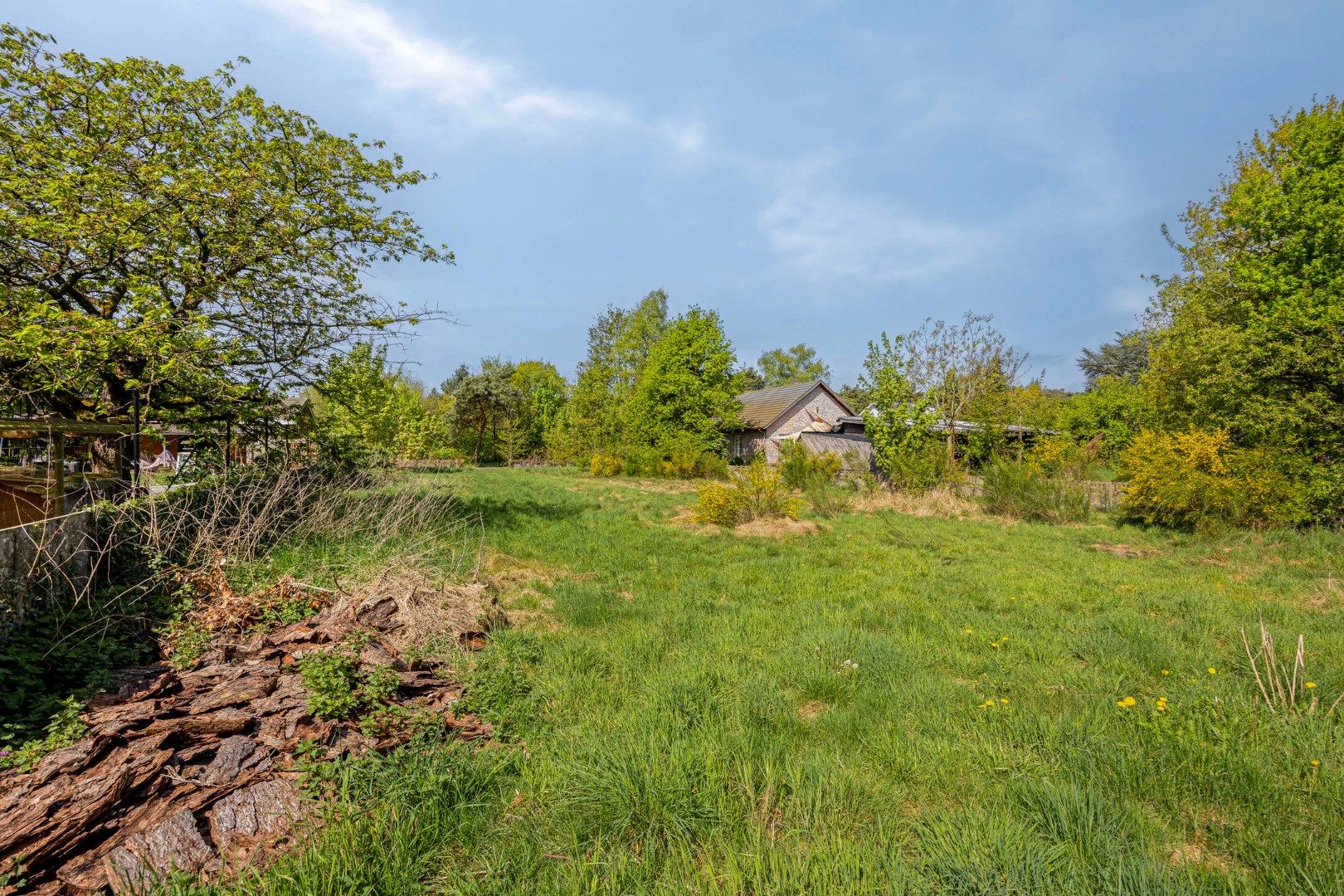 Prachtig gelegen bouwgrond van 1.277 m² voor ruime open bebouwing ! foto 21