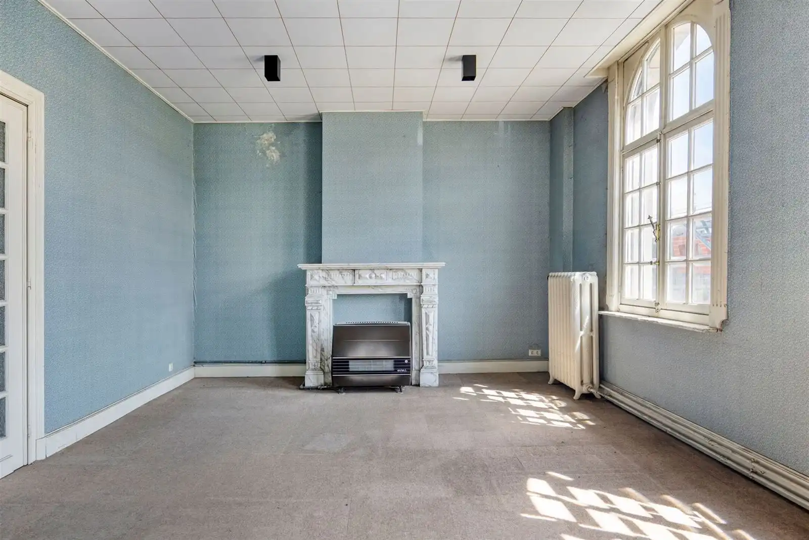 Ruime herenwoning met voormalige dokterspraktijk foto 13
