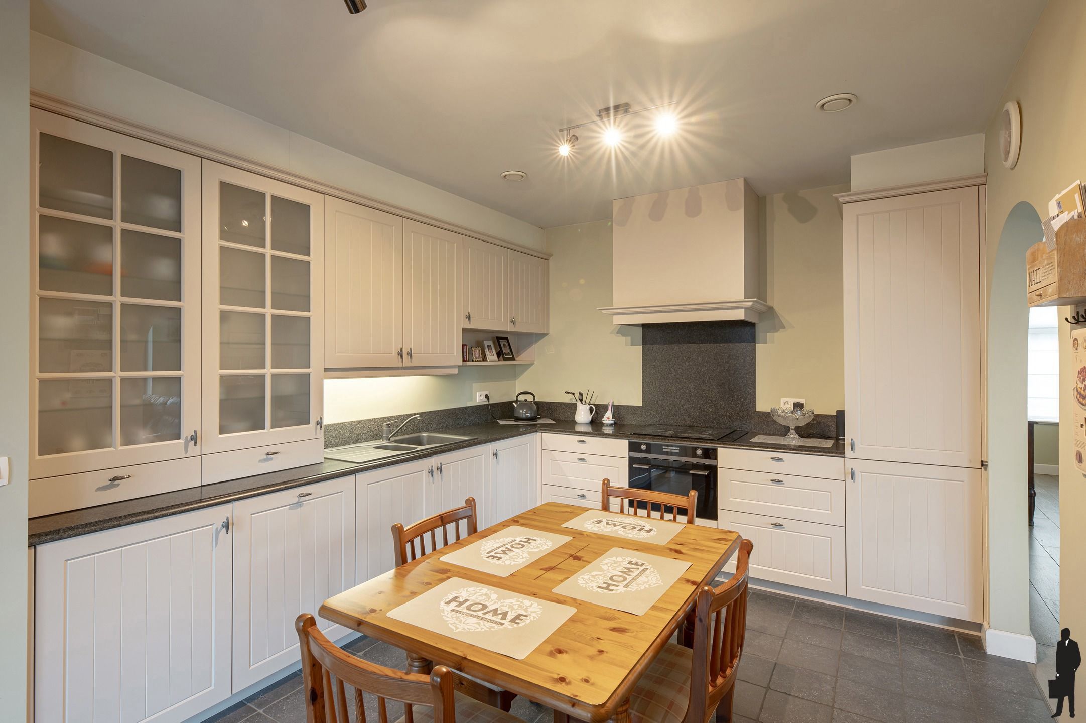 Wonen met het gezin in alle comfort - villa op topligging foto 10