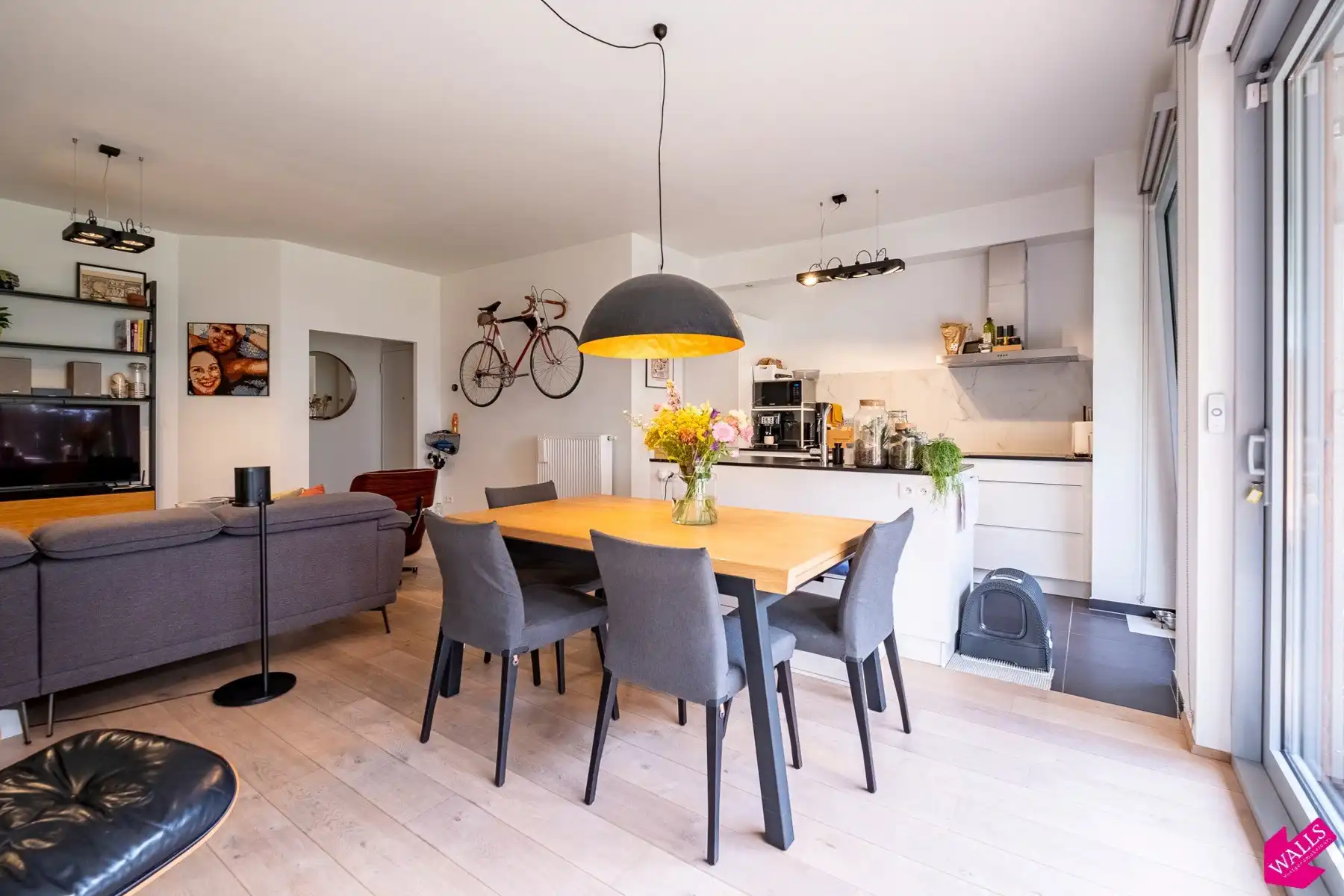 Prachtig nieuwbouw appartement met terras op 't Zuid foto 3