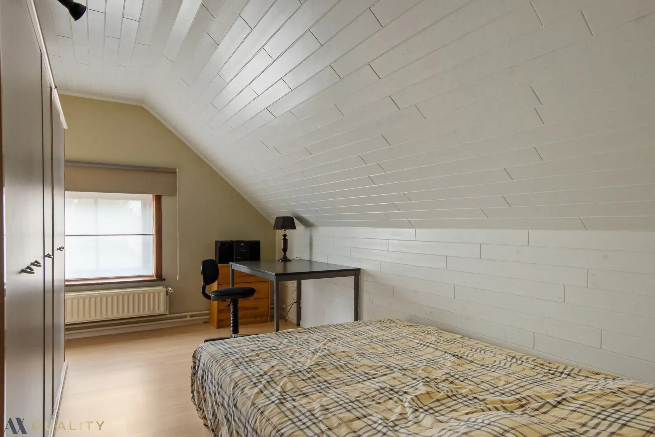 Deze instapklare ééngezinswoning met 3 slpk., ruime koer (146 m²), garage (26 m²) en diverse bergruimtes op een terrein van 301 m² foto 19