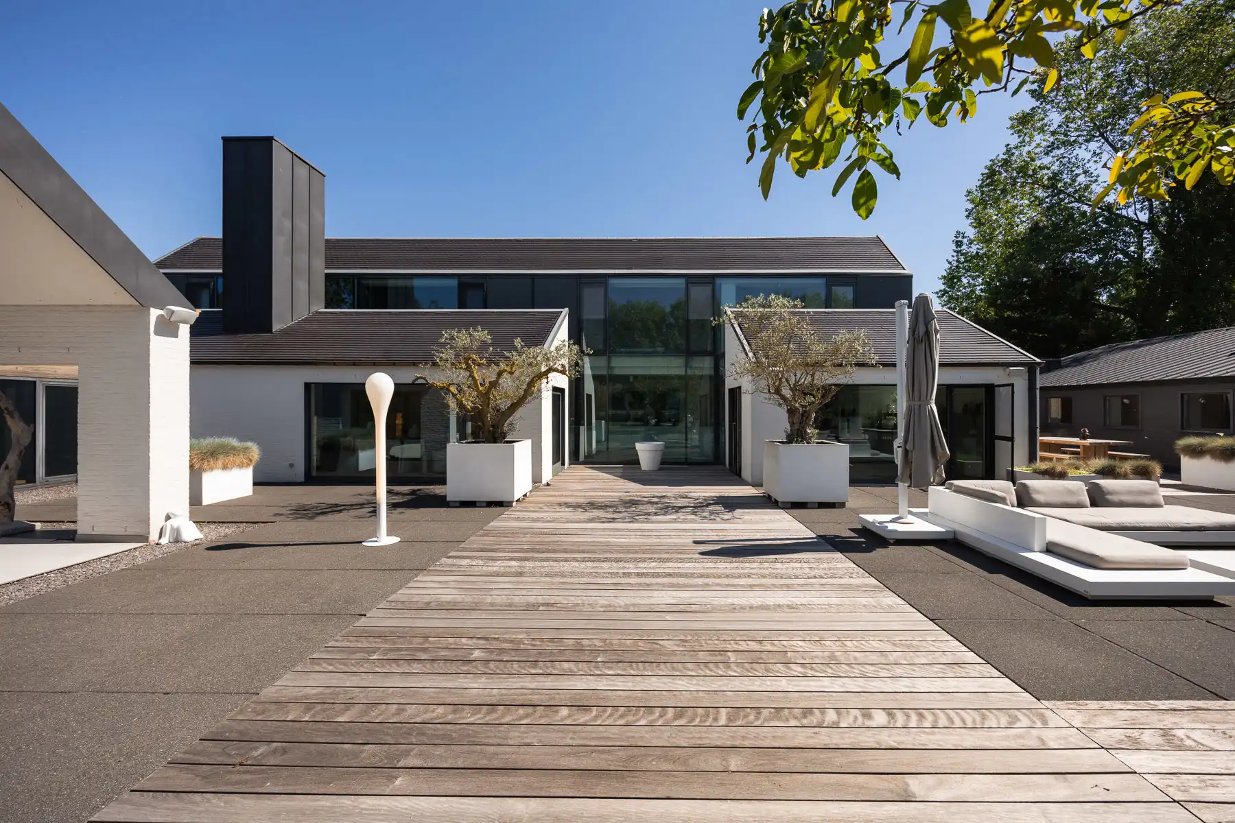 State-of-the-art Villa met resortallure, 800m2 woonbeleving foto 21
