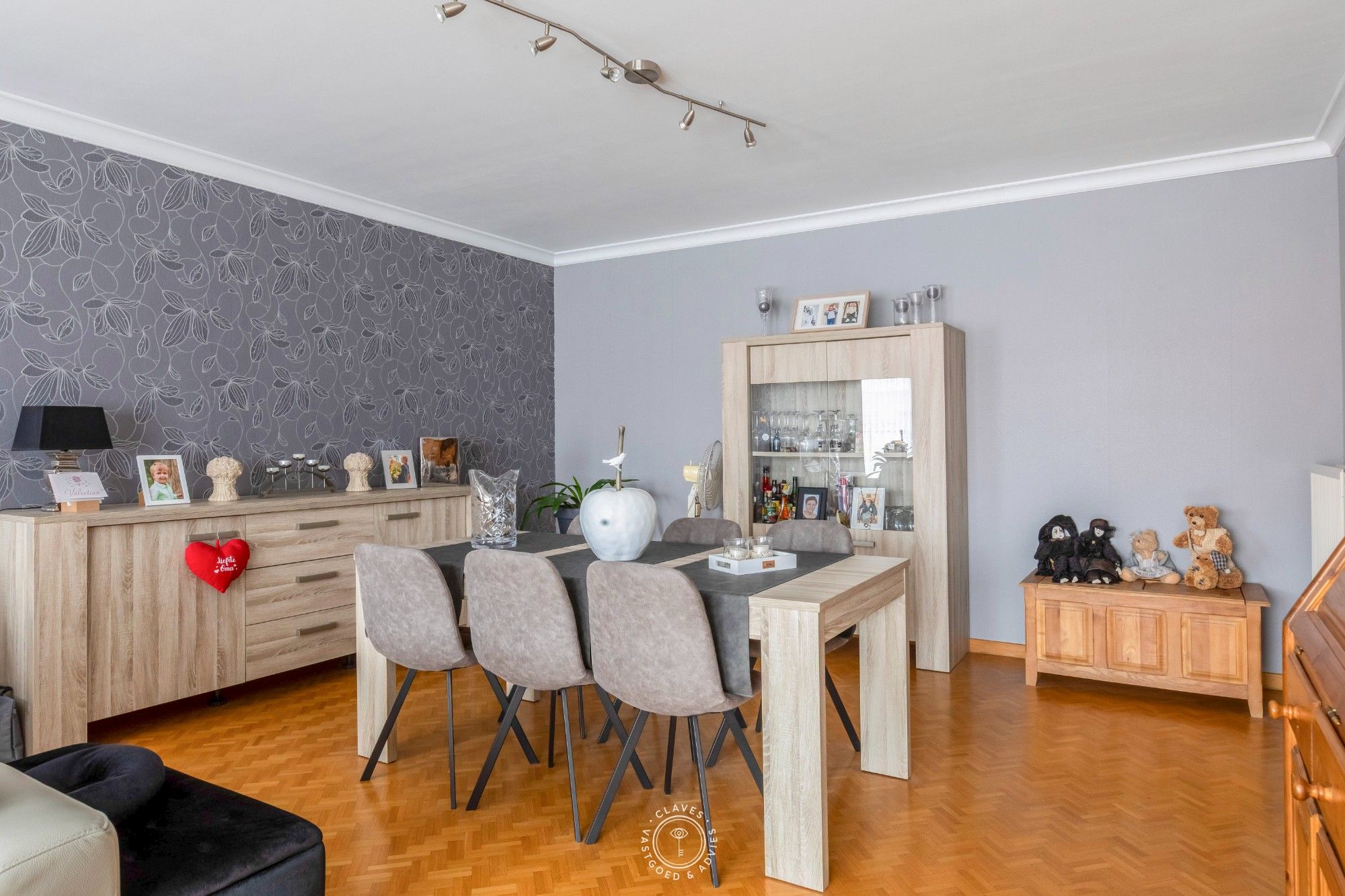 Stijlvol appartement op toplocatie: 3 slaapkamers, 2 badkamers en zonneterras foto 6