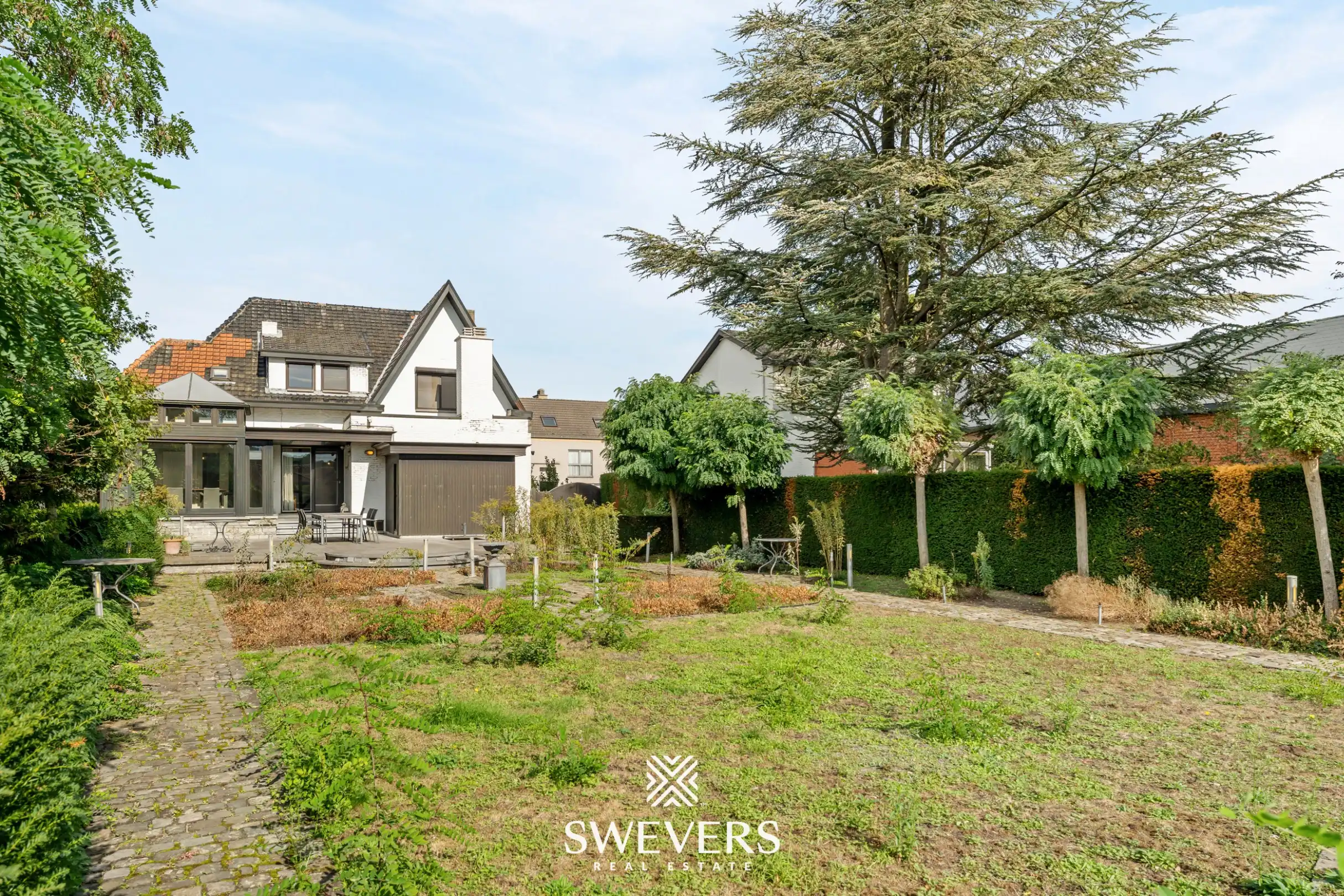 Knappe woning met orangerie, mogelijkheid tot 4 slpk en achterliggende bouwgrond foto 40