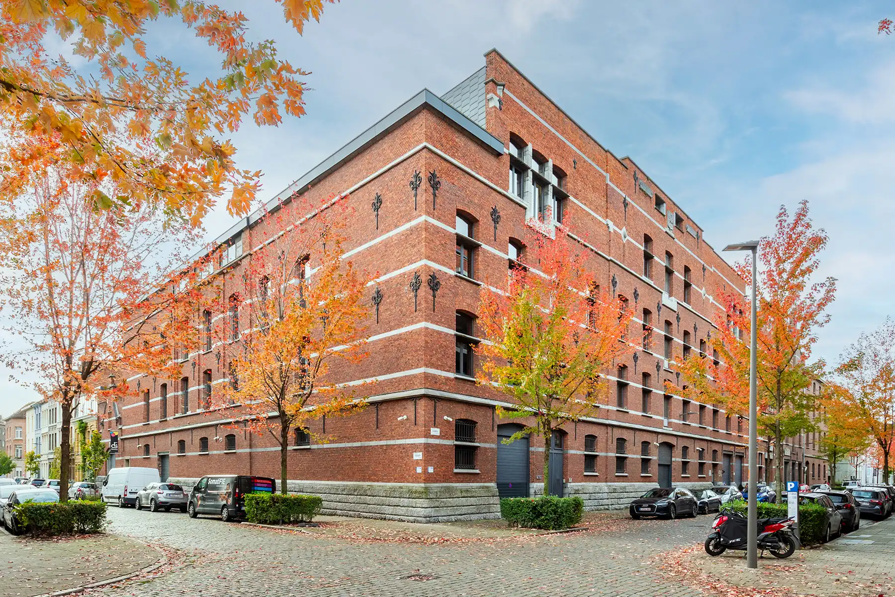 Loftkantoor (530m²) in industrieel gebouw. foto 4