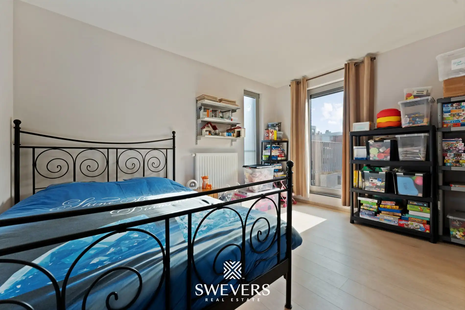 Recent en ruim duplex appartement (140m²) met 2 grote terrassen in centrum Diepenbeek foto 21