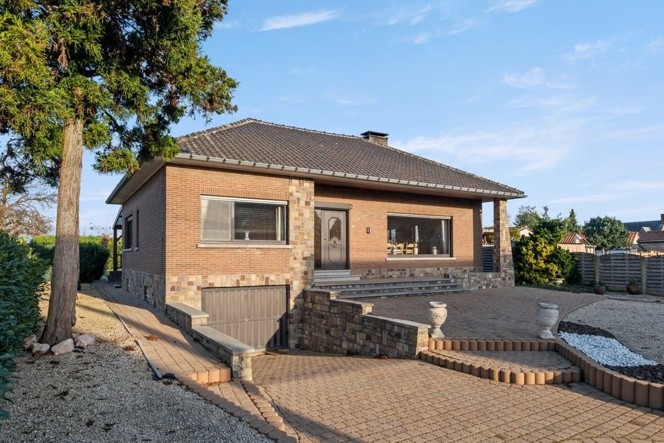 CHARMANTE, GELIJKVLOERSE GEZINSWONING OP EEN KNAP PERCEEL VAN MAAR LIEFST 11A78CA IN ZEPPEREN foto 26