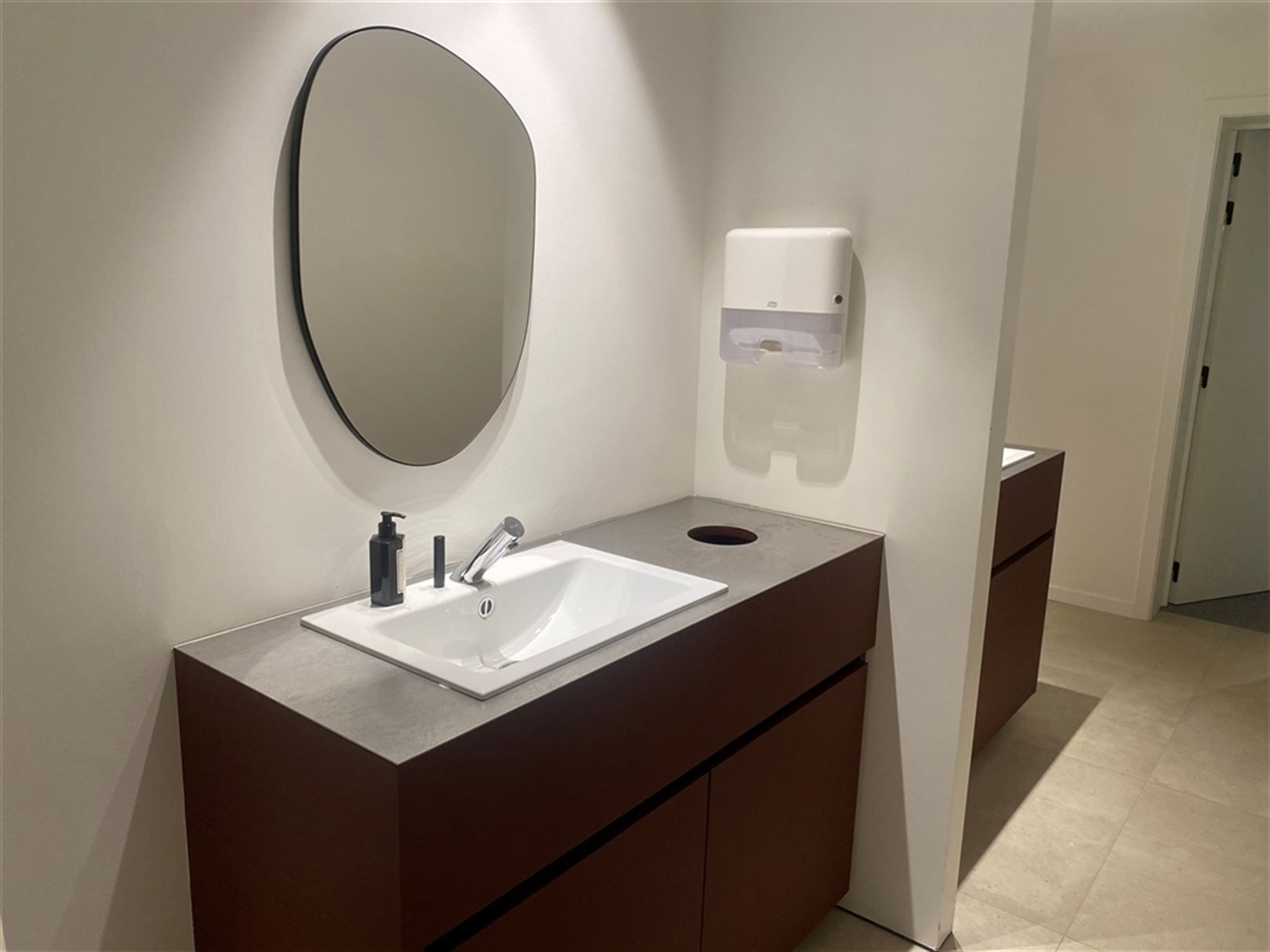 High-end full service kantoren in LTG Building te Sint-Martens-Latem foto 26