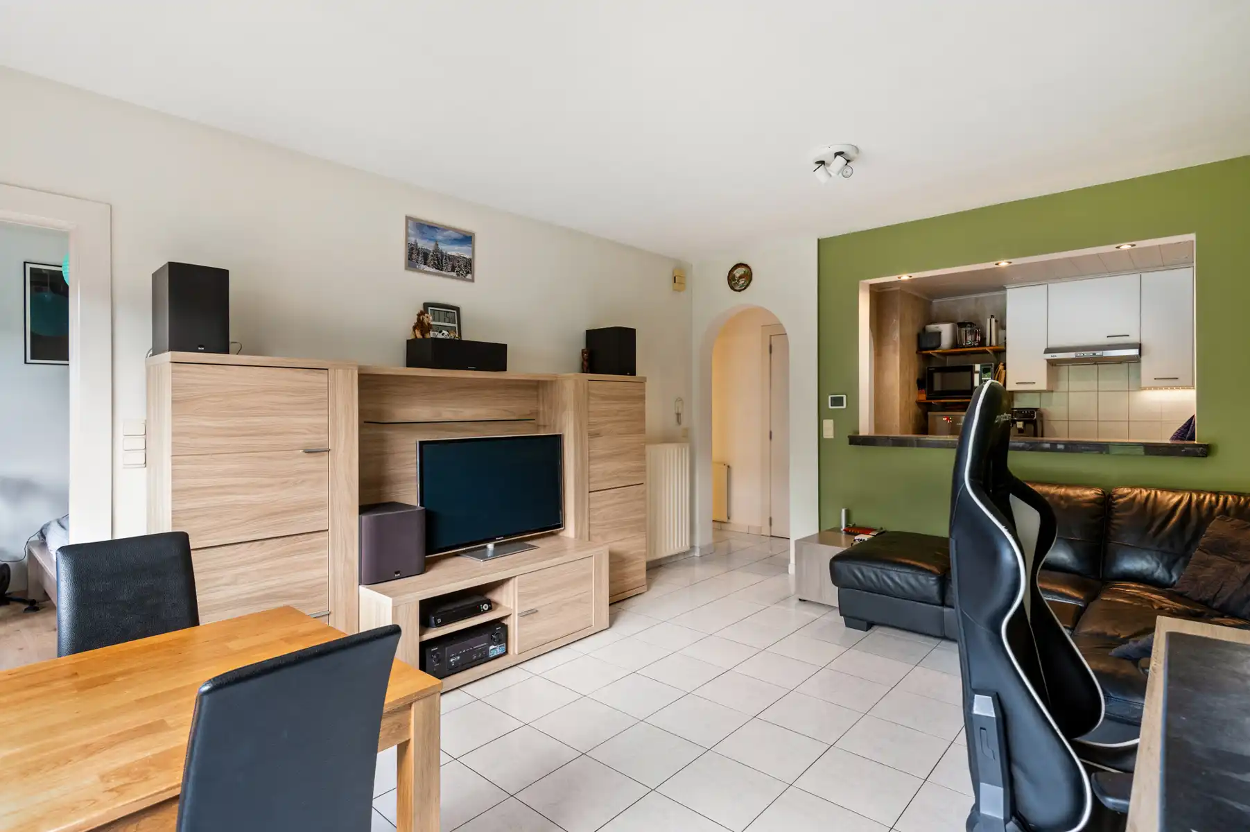 Gelijkvloers appartement met ZW-tuin foto 2