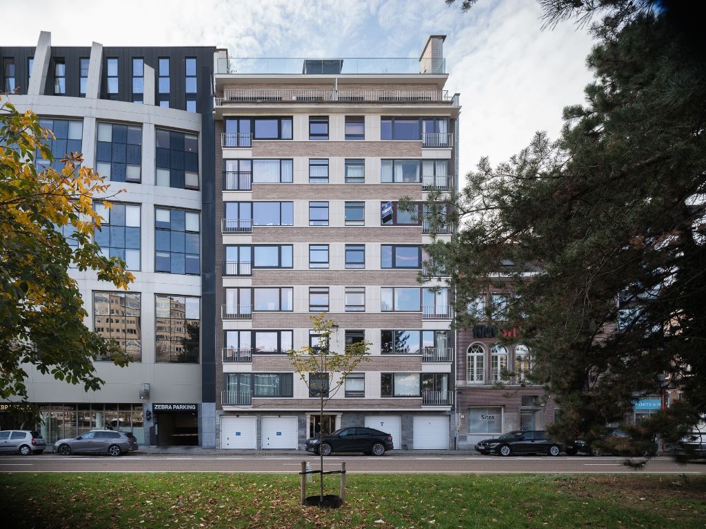 Gent centrum: Ruim appartement (3 slpkmrs) met buitenruimte, weids zicht en parkeergelegenheid nabij het het Zuidpark - Opportuniteit! foto 22