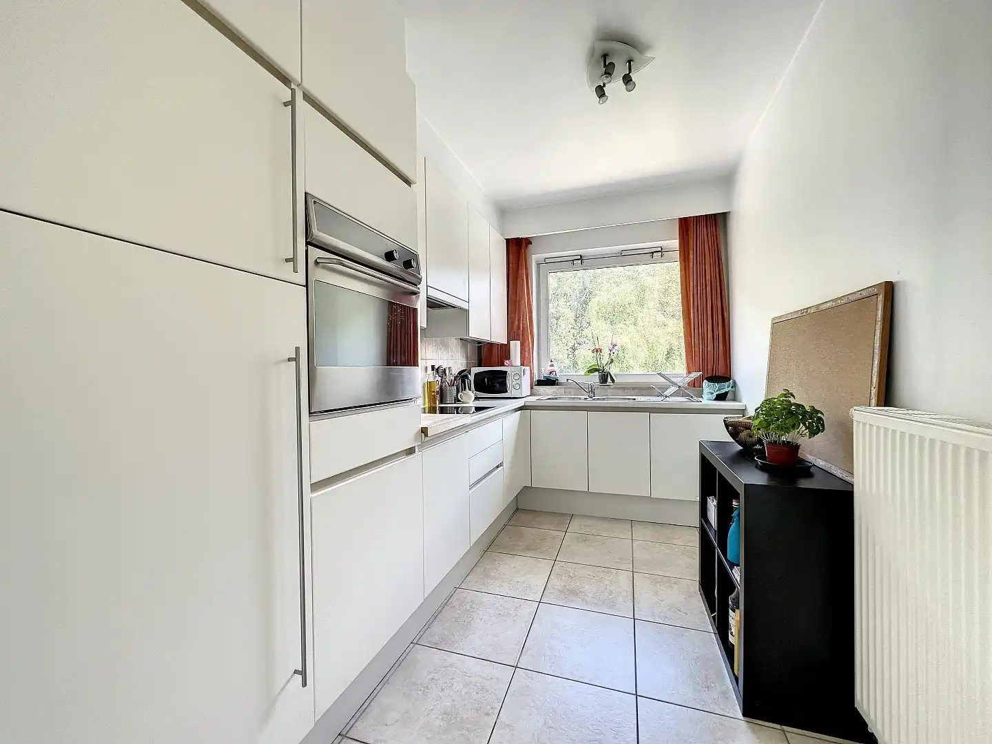 Ruim, lichtrijk appartement nabij centrum Leuven! foto 7