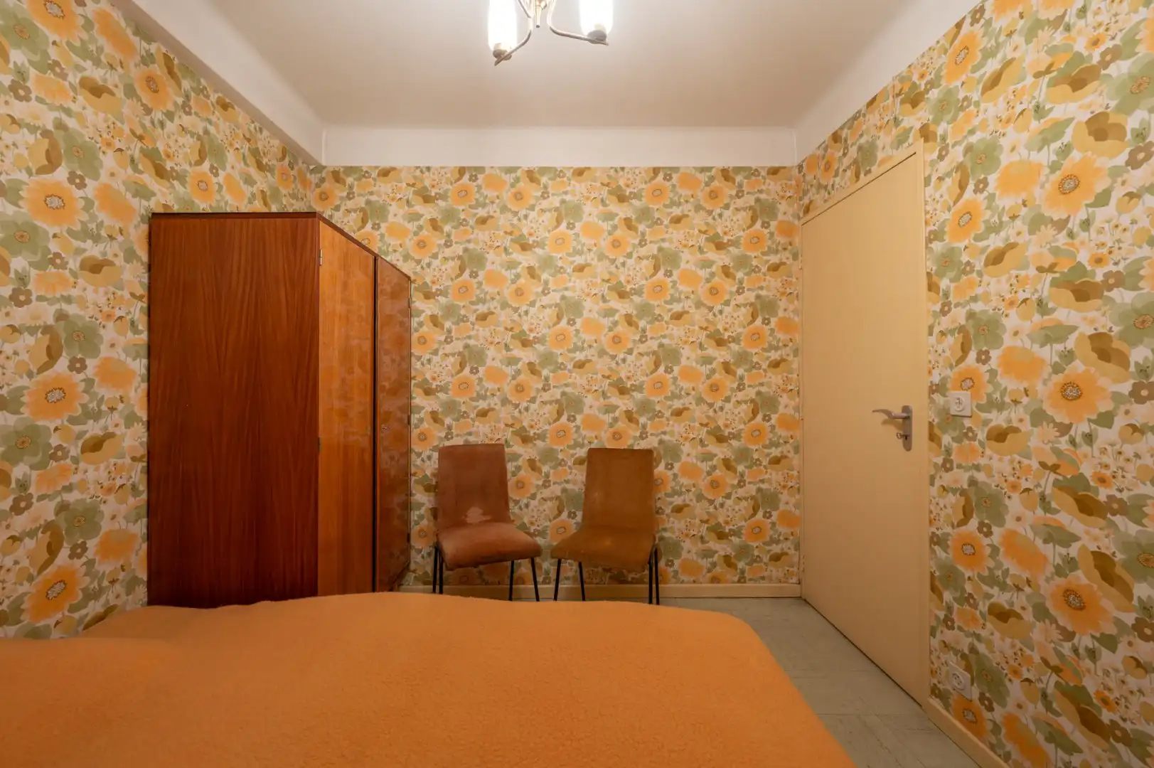 Te renoveren appartement met 3 slaapkamers op uitzonderlijke ligging vlakbij het Casino. foto 9