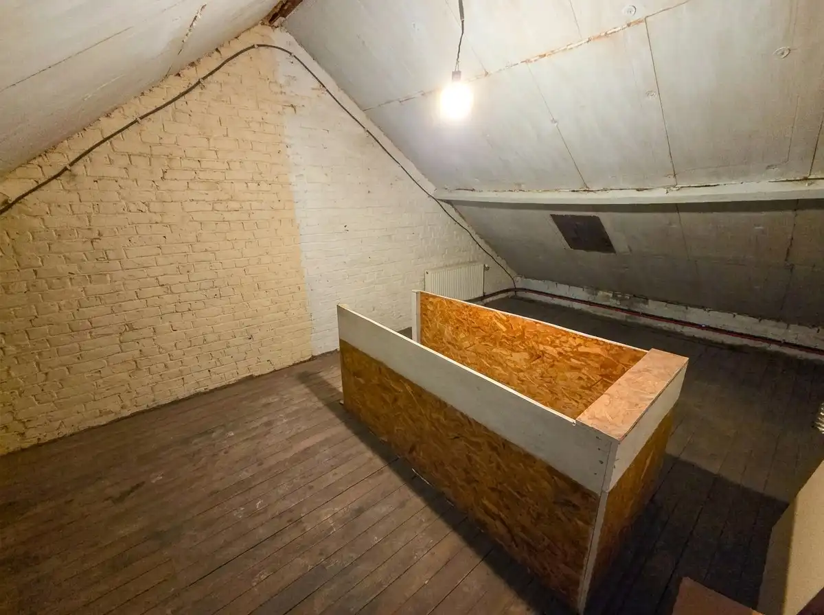 Gerenoveerde woning met tuin en parkeerplaats - 1 slaapkamer.  foto 18