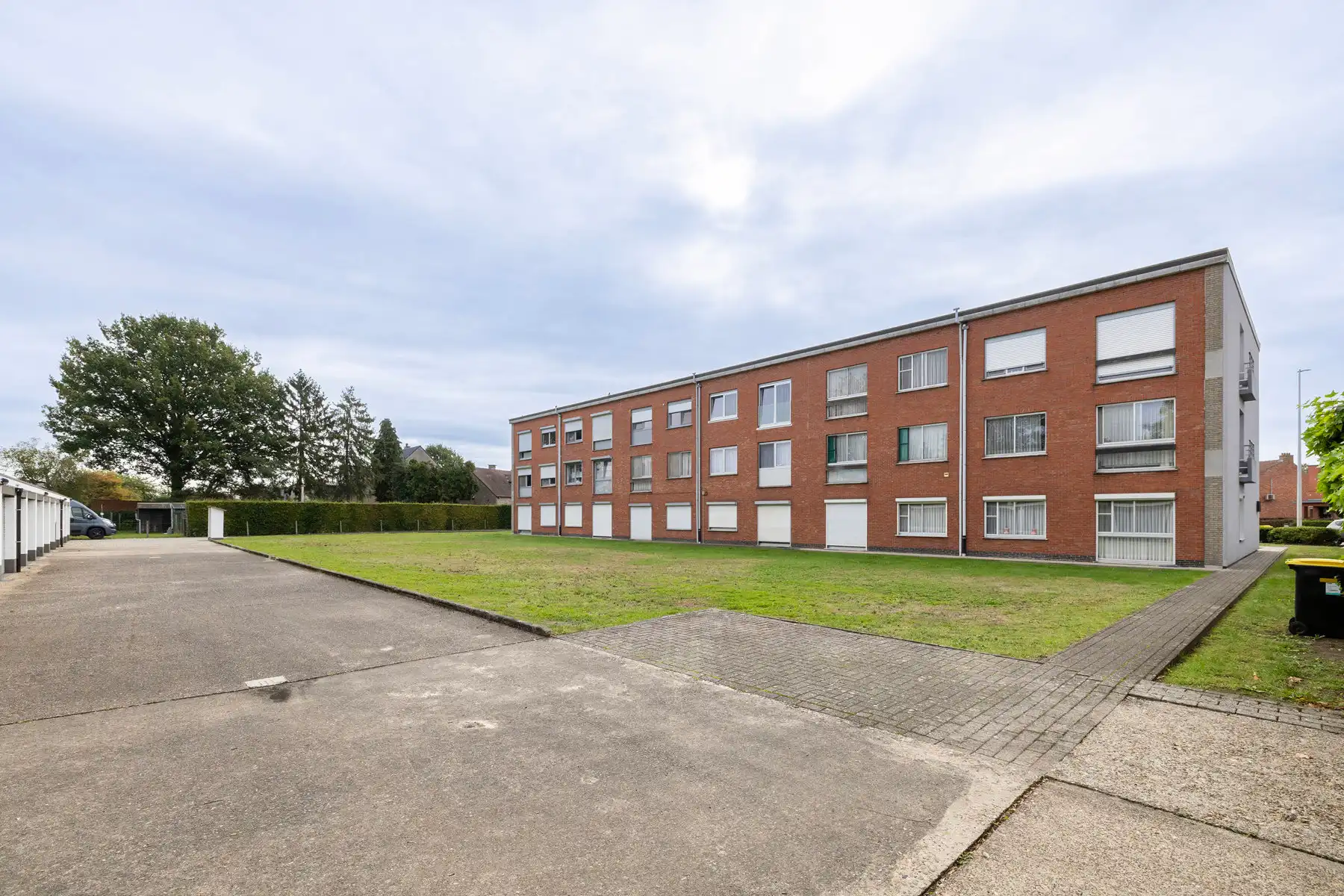GLV app met 2 slpk, bureau en garagebox foto 16