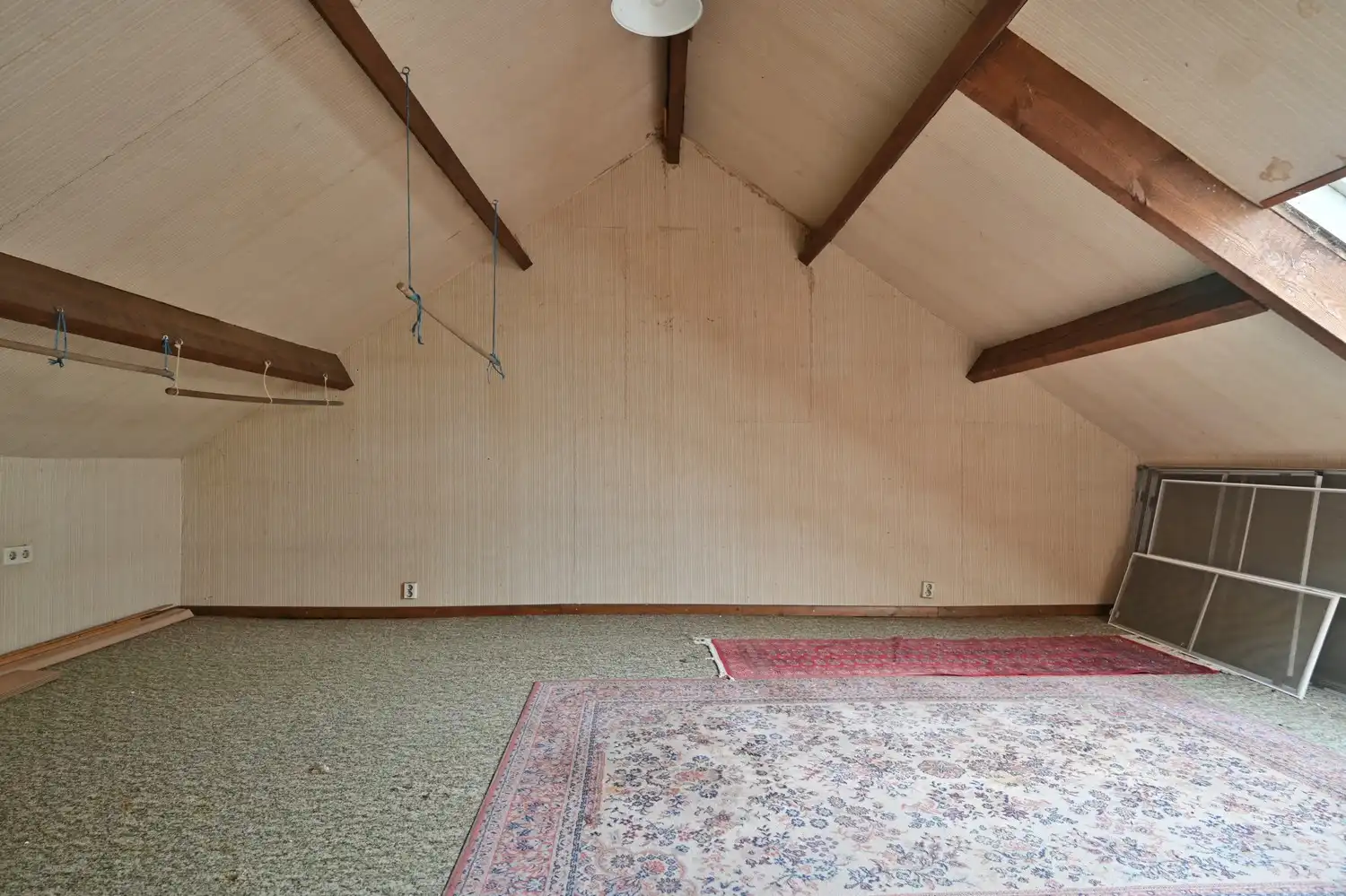 Karaktervol herenhuis met binnenkoer op ruim perceel in Vreren (Tongeren-Borgloon) foto 17