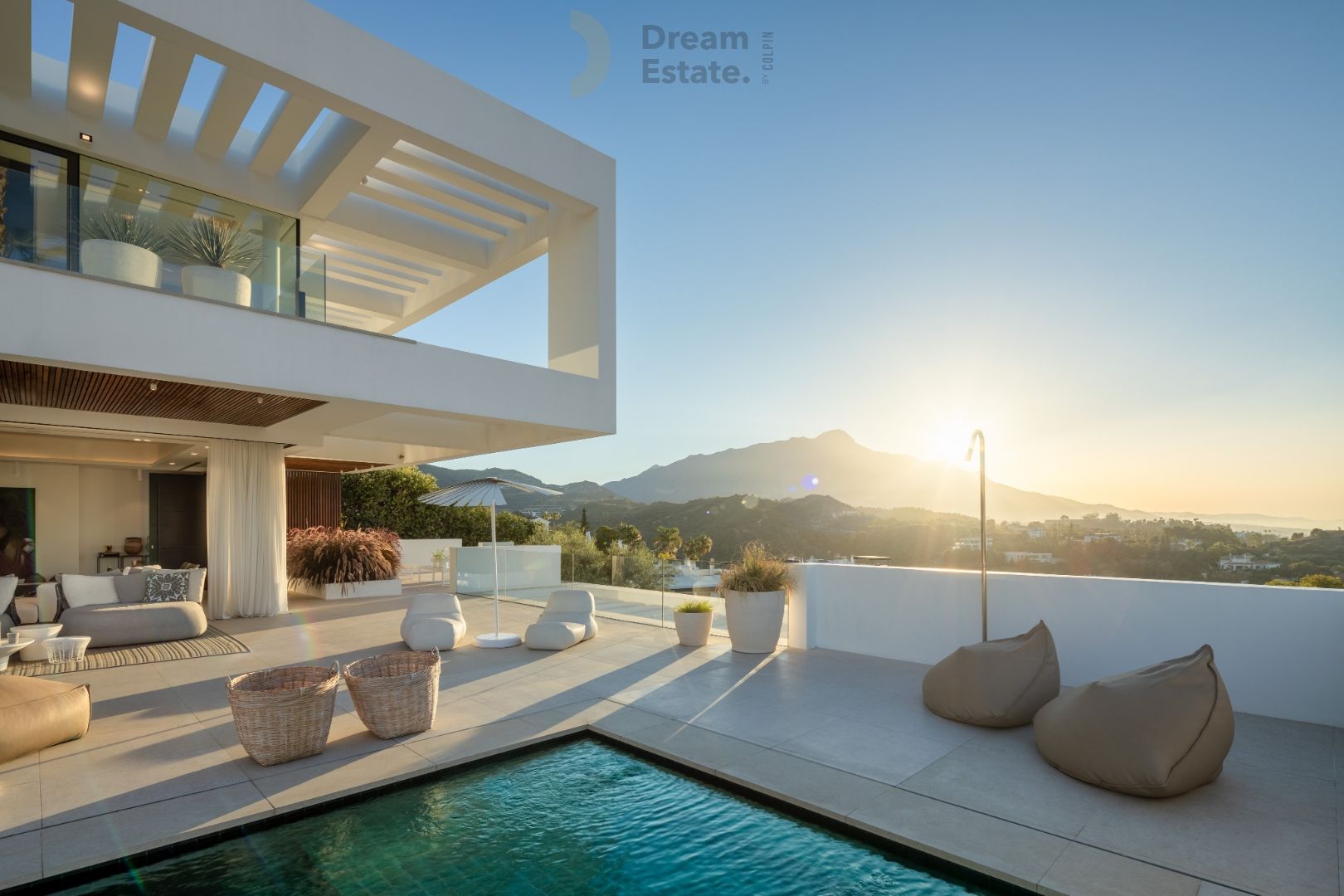 Eigentijdse villa met panoramisch uitzicht in La Quinta, Benahavís. foto 5