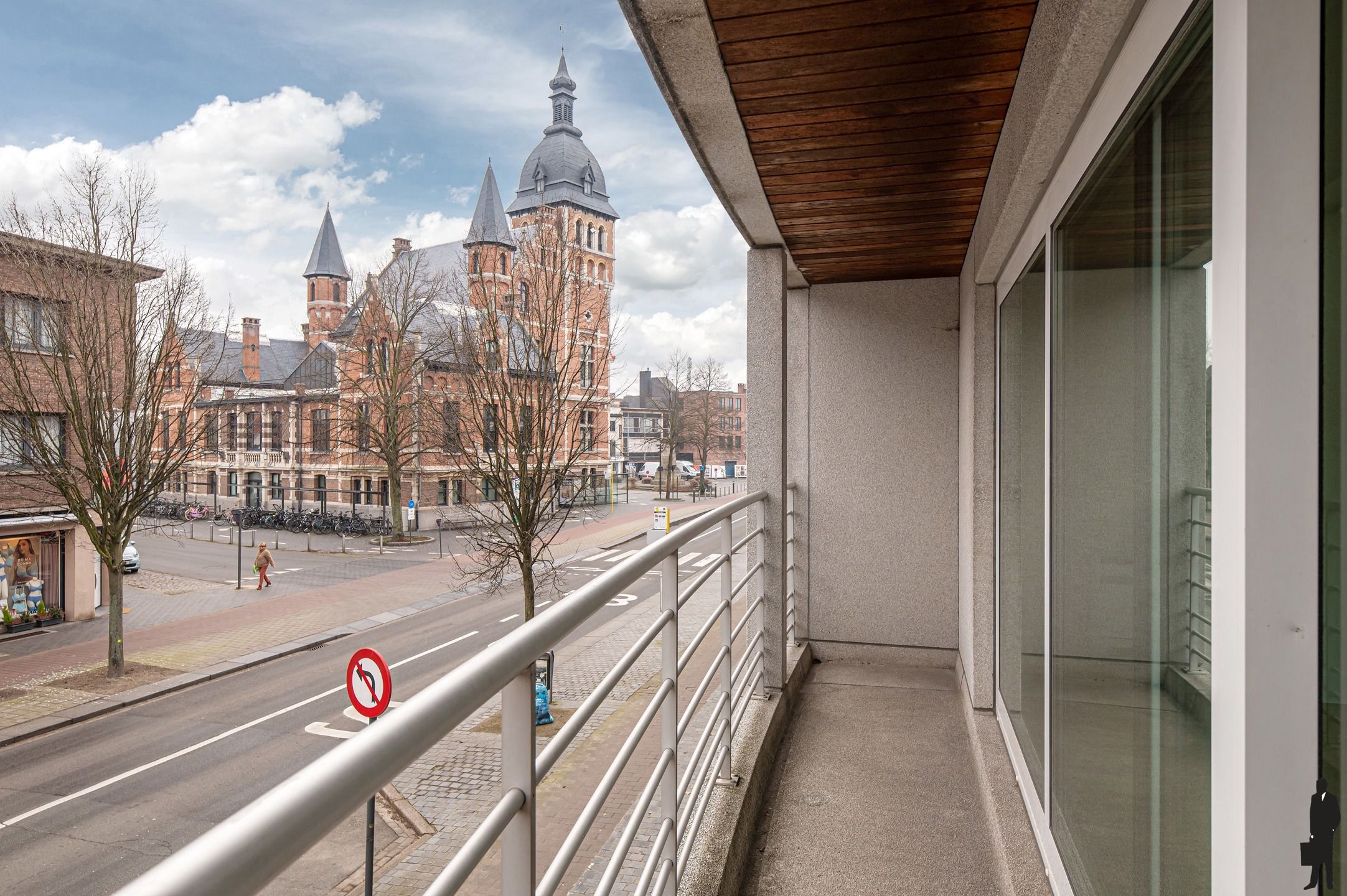 Luxueus appartement in centrum Brasschaat, nabij het park! foto 11