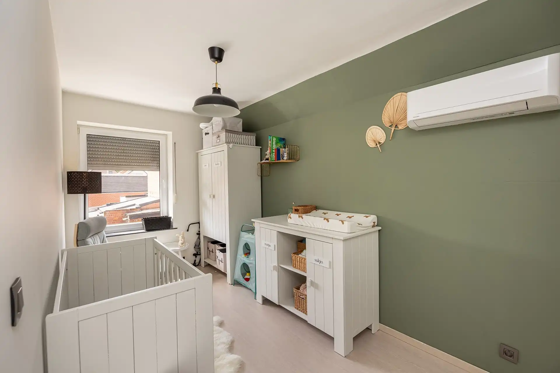 Instapklare starterswoning met 3 slaapkamers en gezellige tuin foto 8