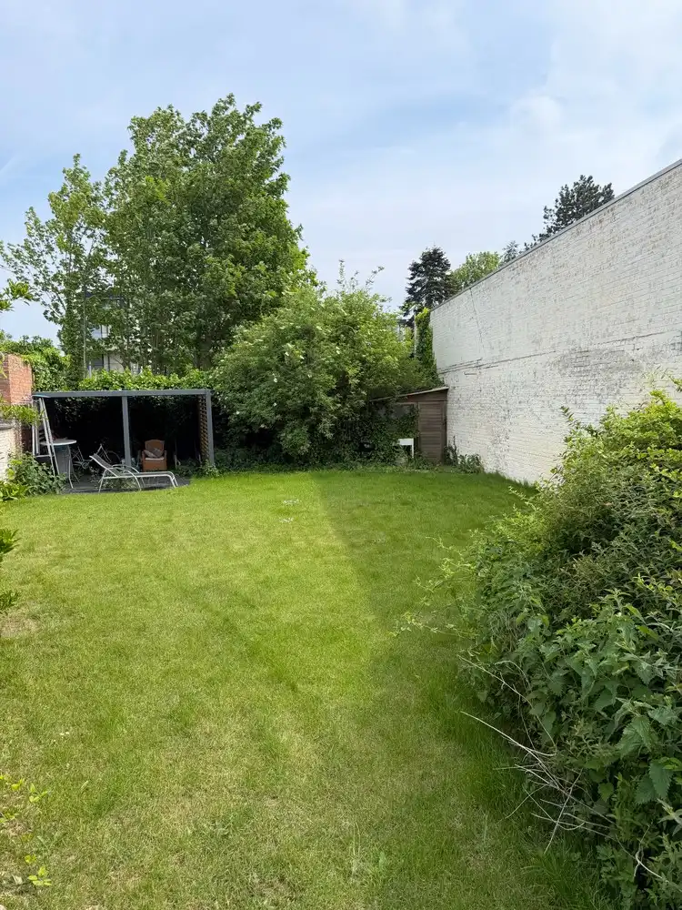 Op steenworp van Brugge centrum, INSTAPKLAAR CHARMANT ENERGIEZUINIG RUIM BURGERHUIS met MOOIE GROTE TUIN , 3 SLPKS en 3  badkamers foto 24